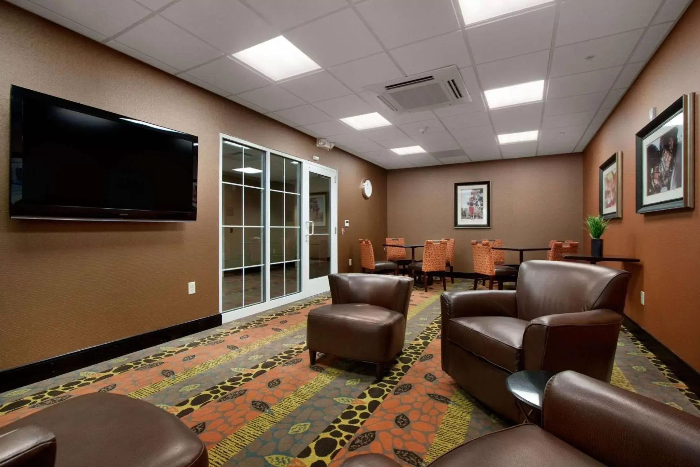 Lobby or reception, TV/Entertainment Center in Homewood Suites by Hilton Rochester/Greece, NY