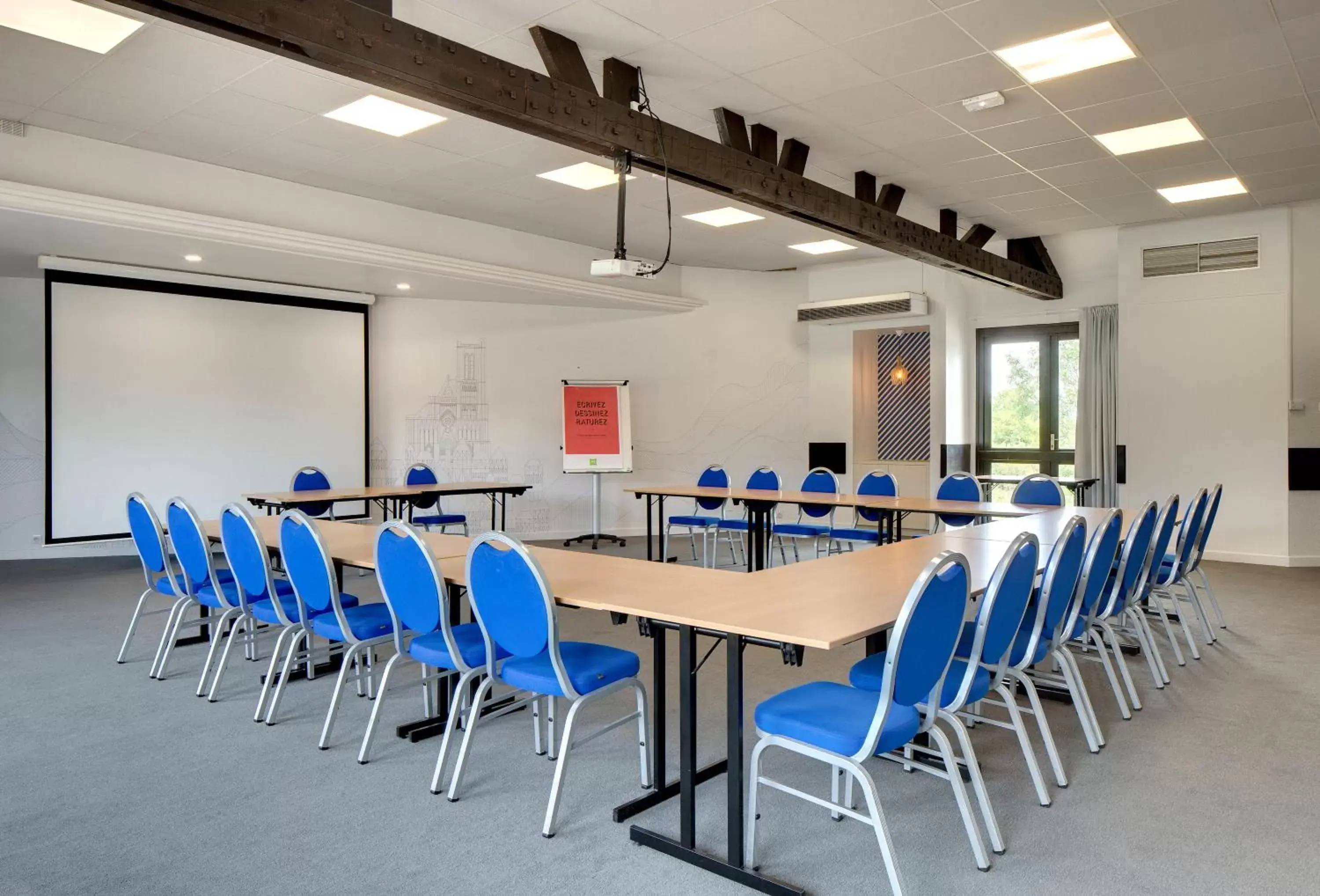 Meeting/conference room in Hôtel ibis Styles Auxerre Nord