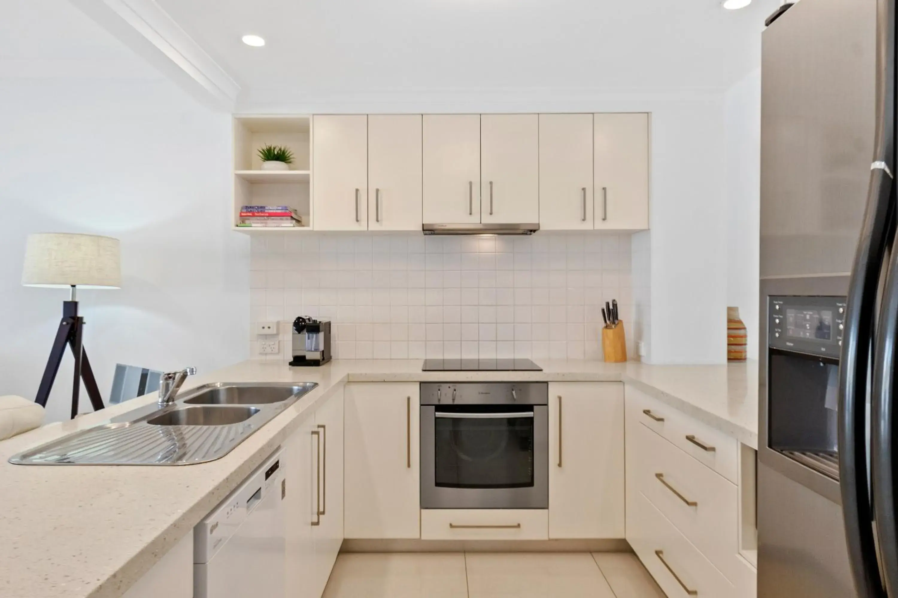 Kitchen/Kitchenette in Noosa Entrance Waterfront Resort