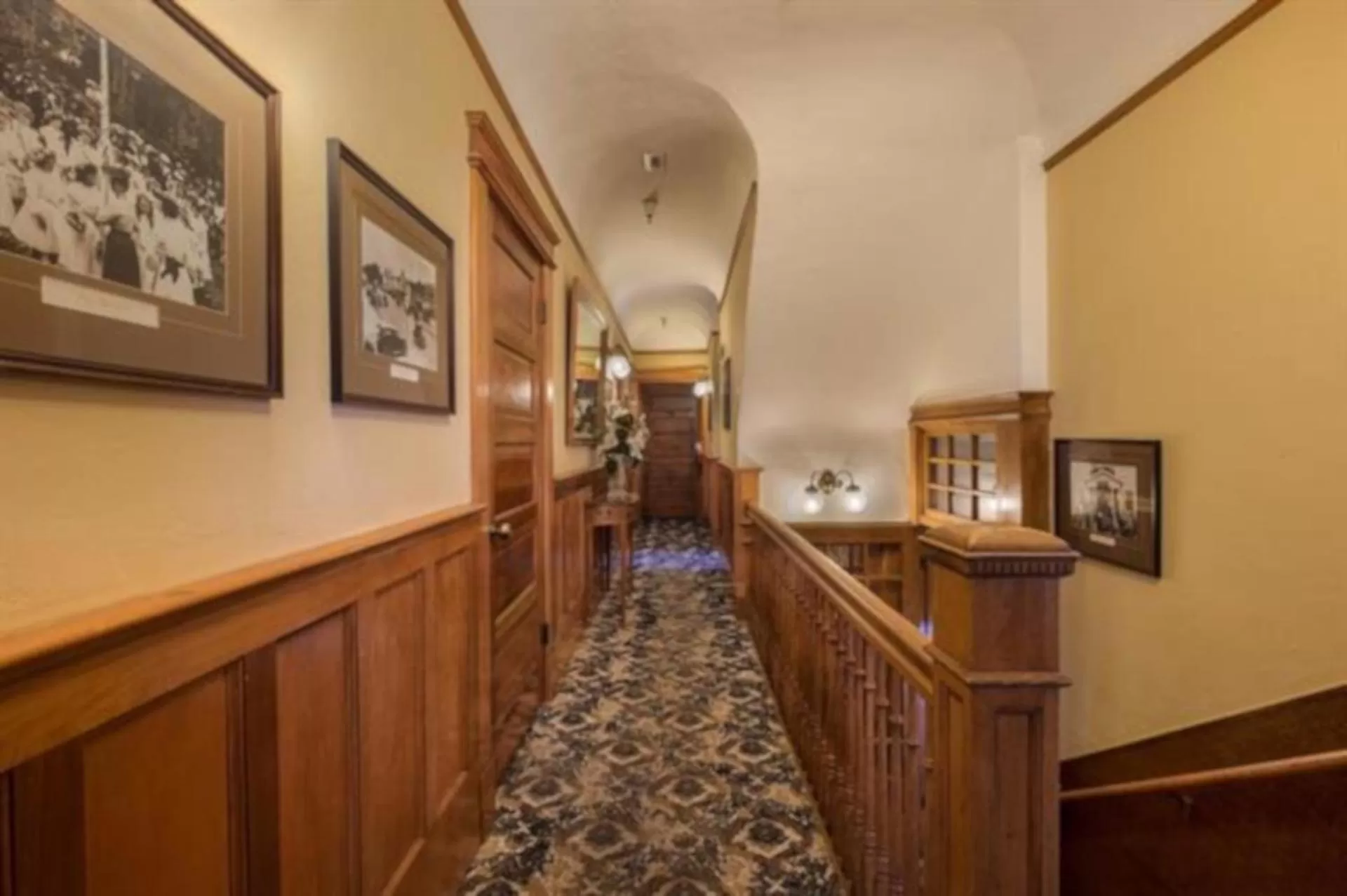 Decorative detail in Pacific Grove Inn