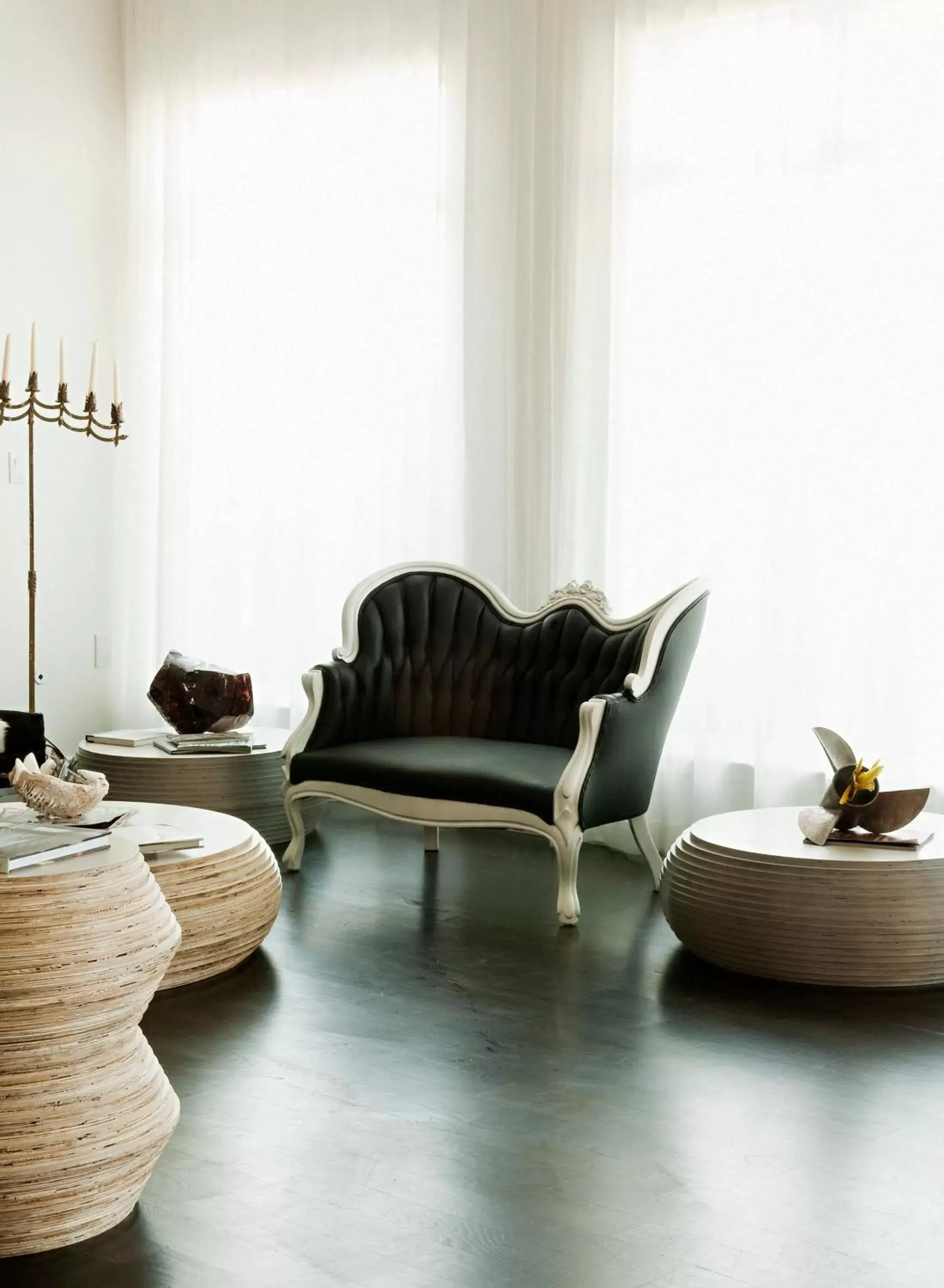 Lounge or bar in Bungalow Hotel Lounge or bar in Bungalow Hotel