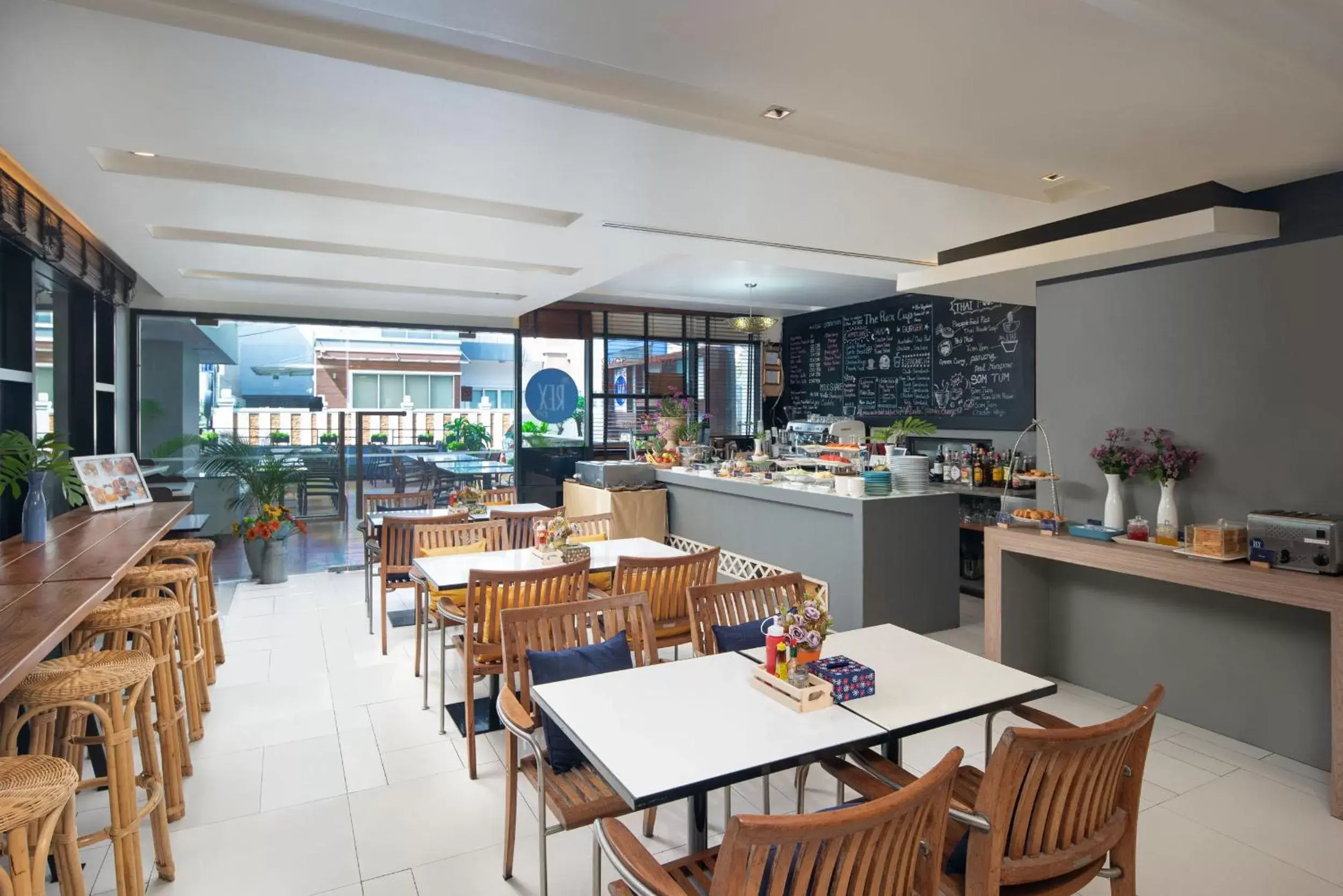 Restaurant/Places to Eat in Citadines Sukhumvit 8 Bangkok - SHA Extra Plus Certified