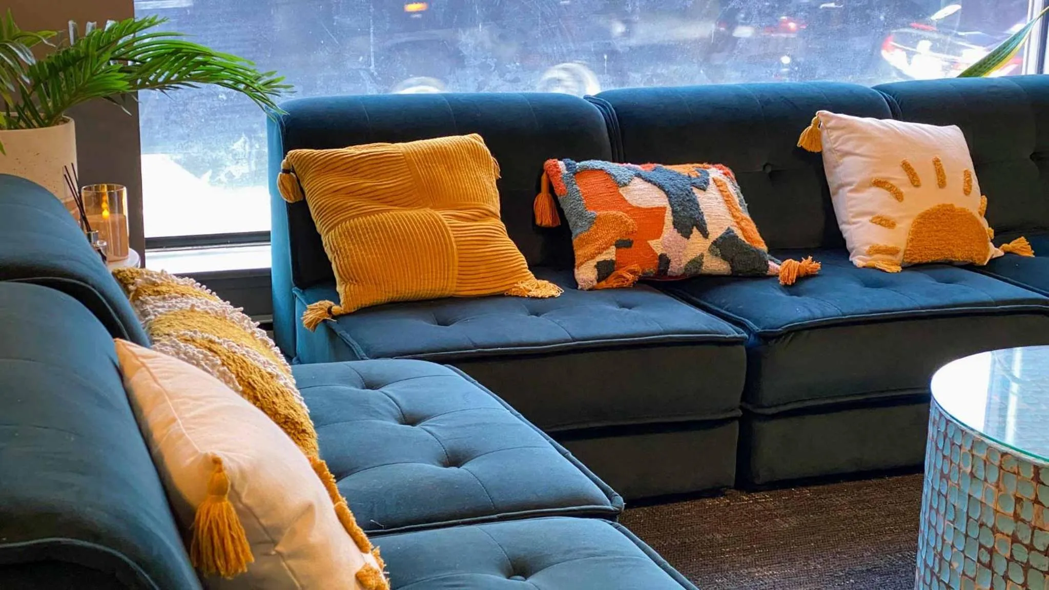 Communal lounge/ TV room in Samesun San Francisco