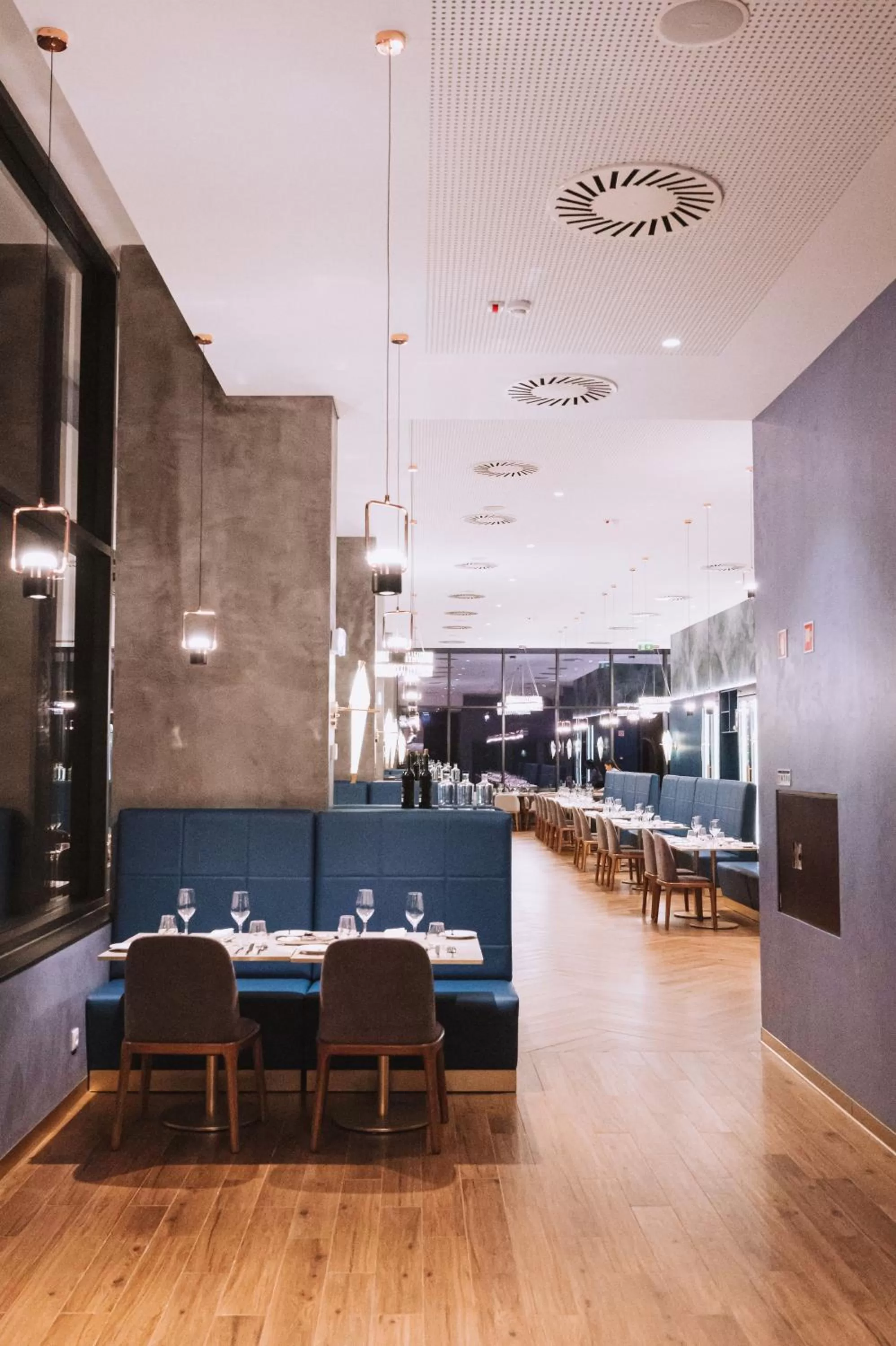 Restaurant/places to eat in Sines Sea View Business & Leisure Hotel