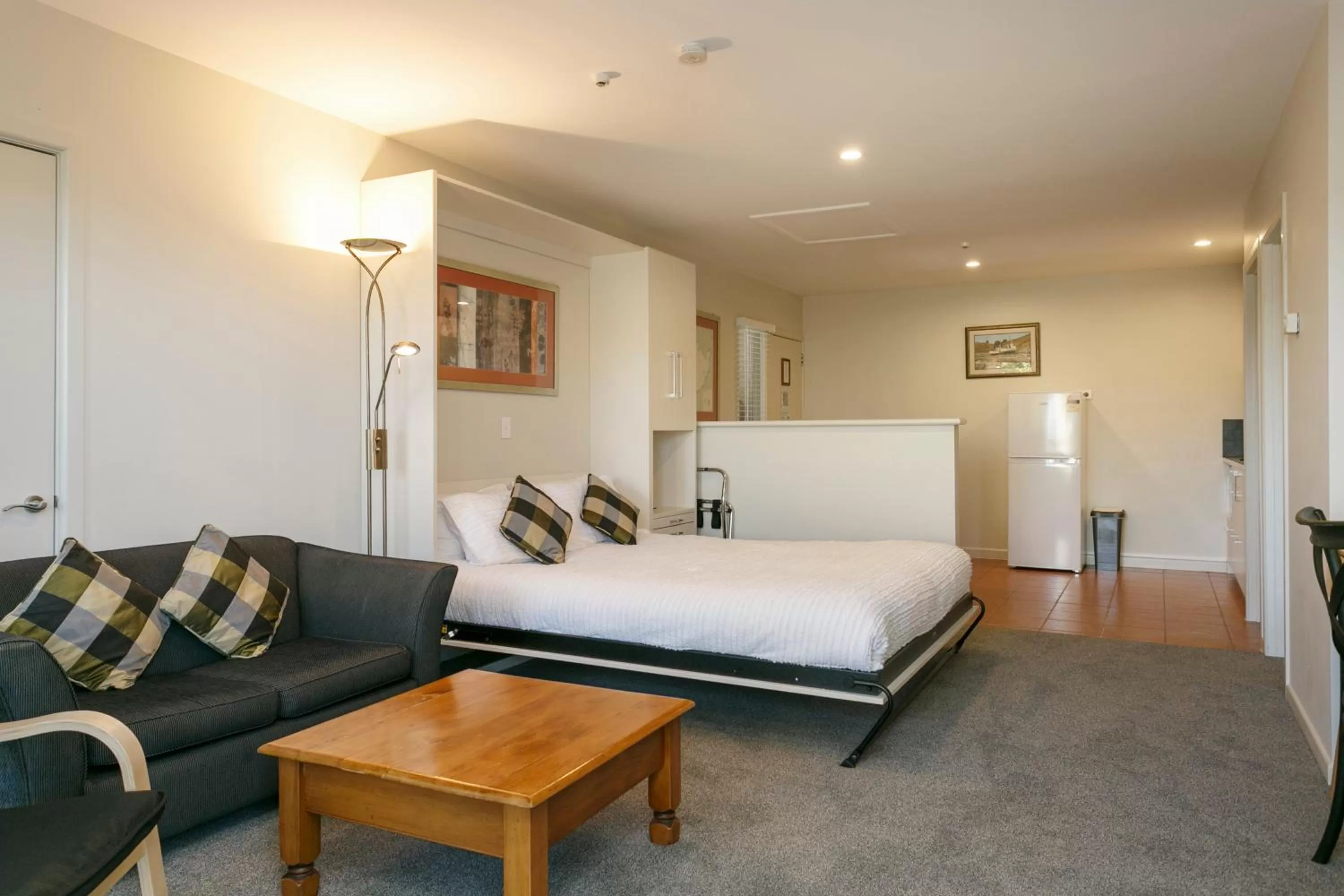 Bed in Baycrest Thermal Lodge