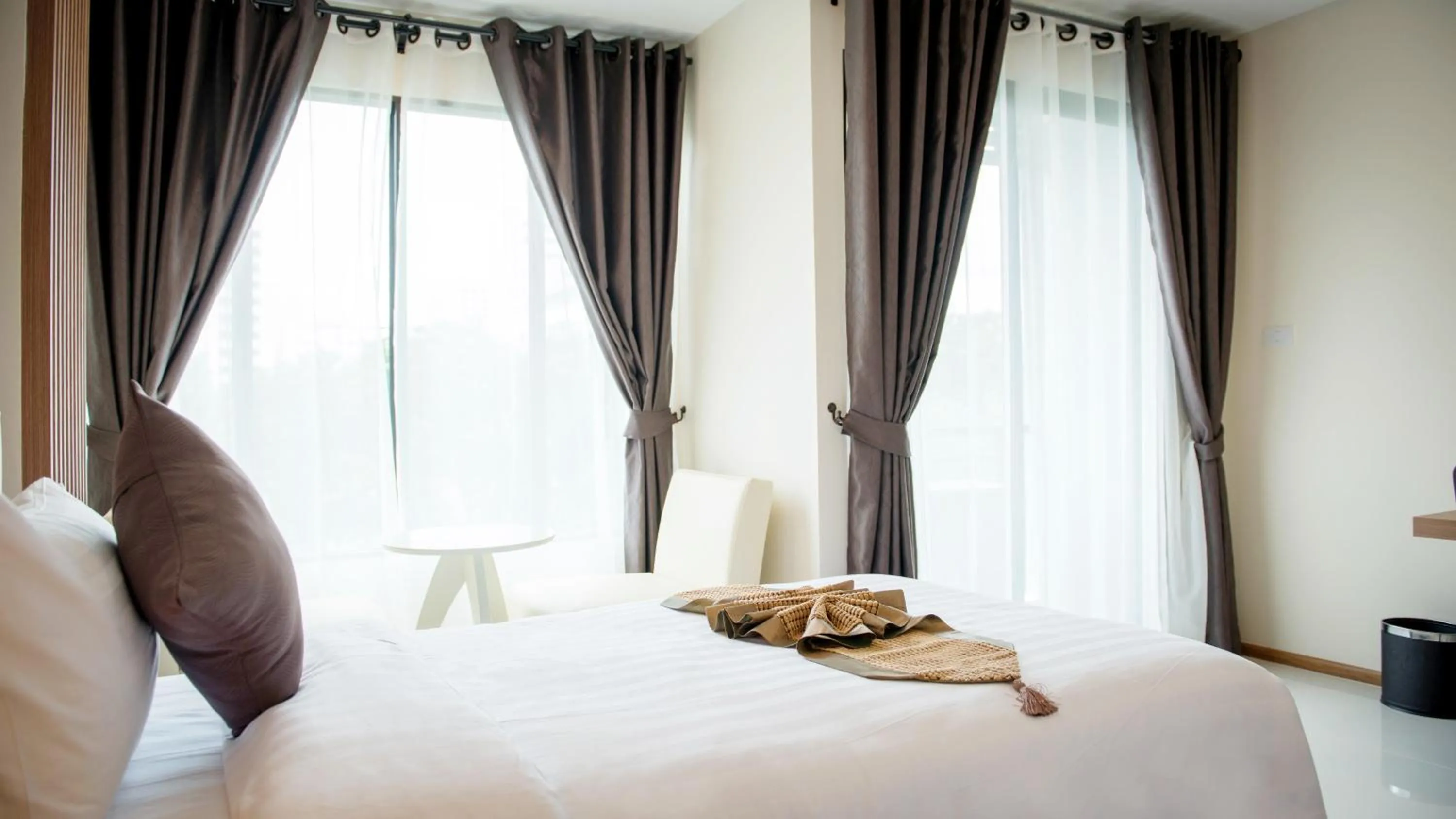 Other, Bed in Picnic Hotel Bangkok - Rang Nam