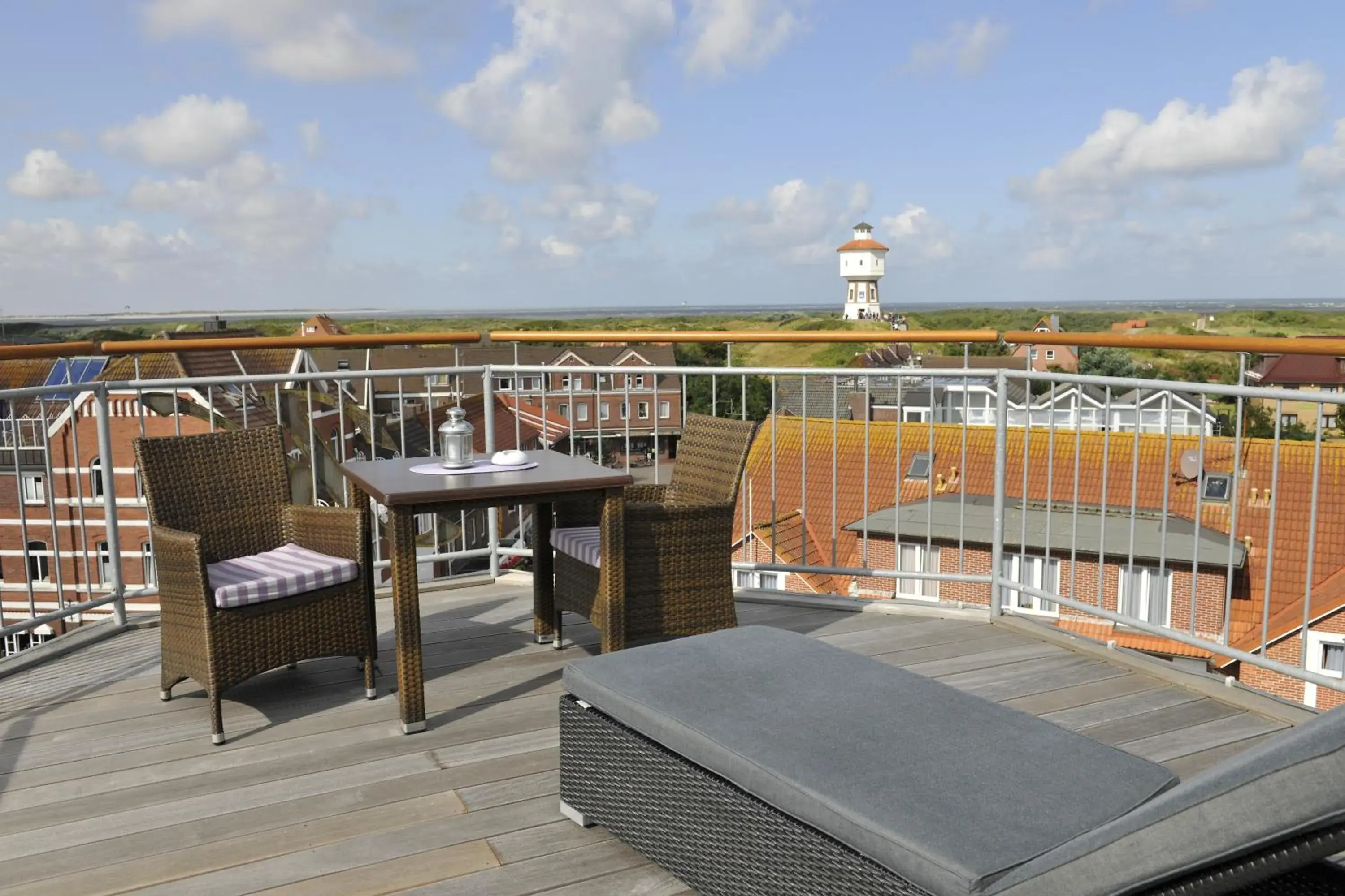 Balcony/Terrace, Restaurant/Places to Eat in Inselhotel Langeoog