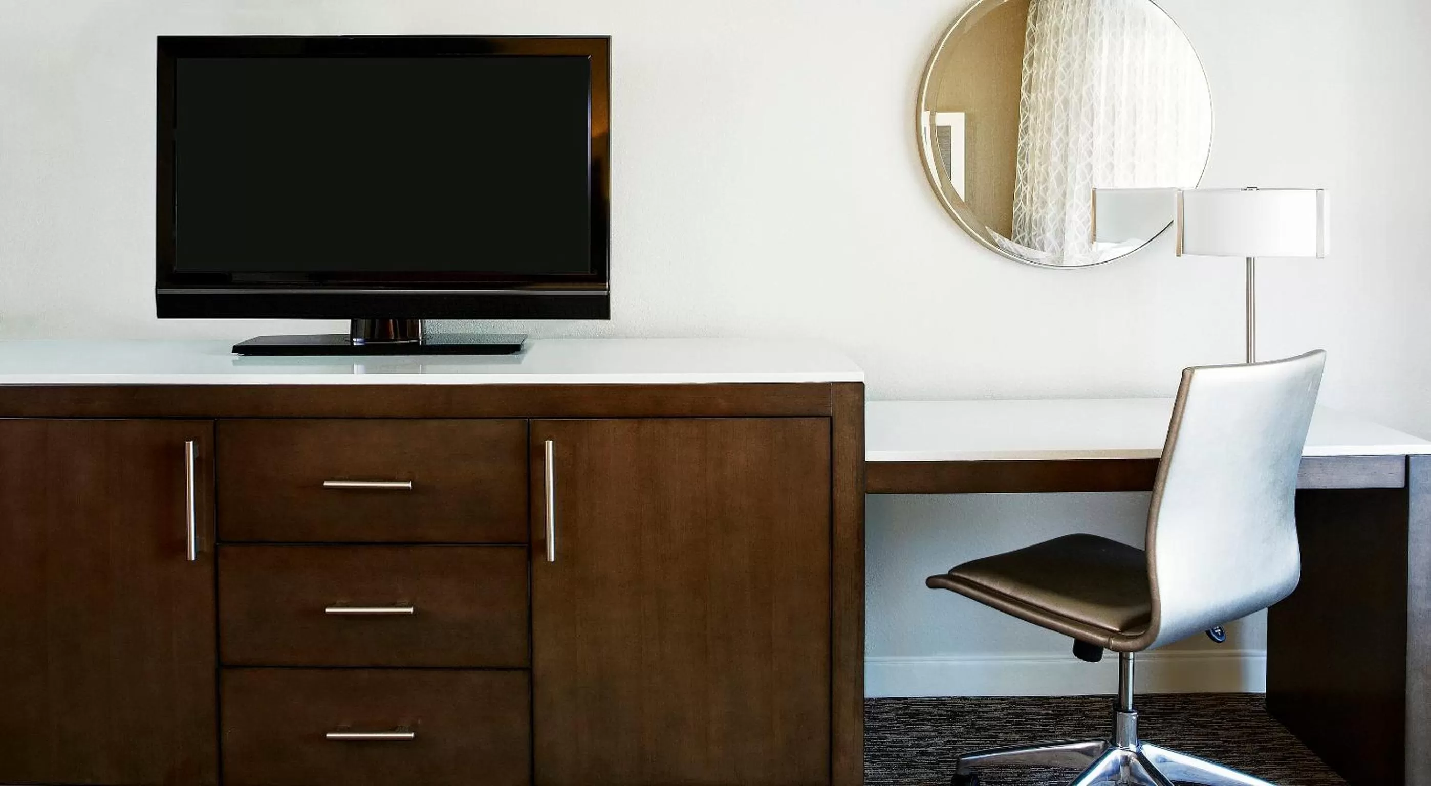 King Room with Balcony in Hyatt Regency Newport Beach