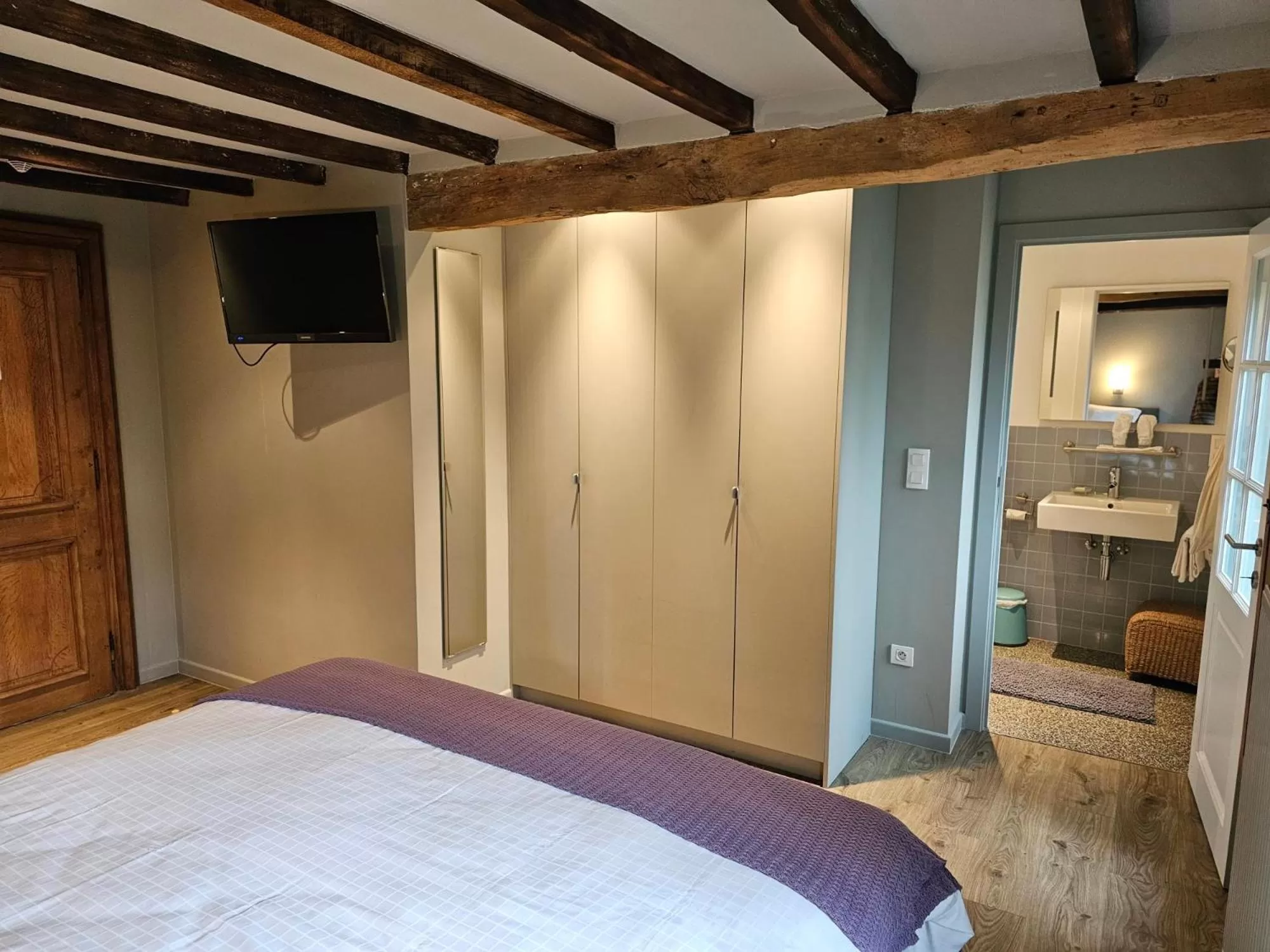 Bed in Eyckenmolen B&B