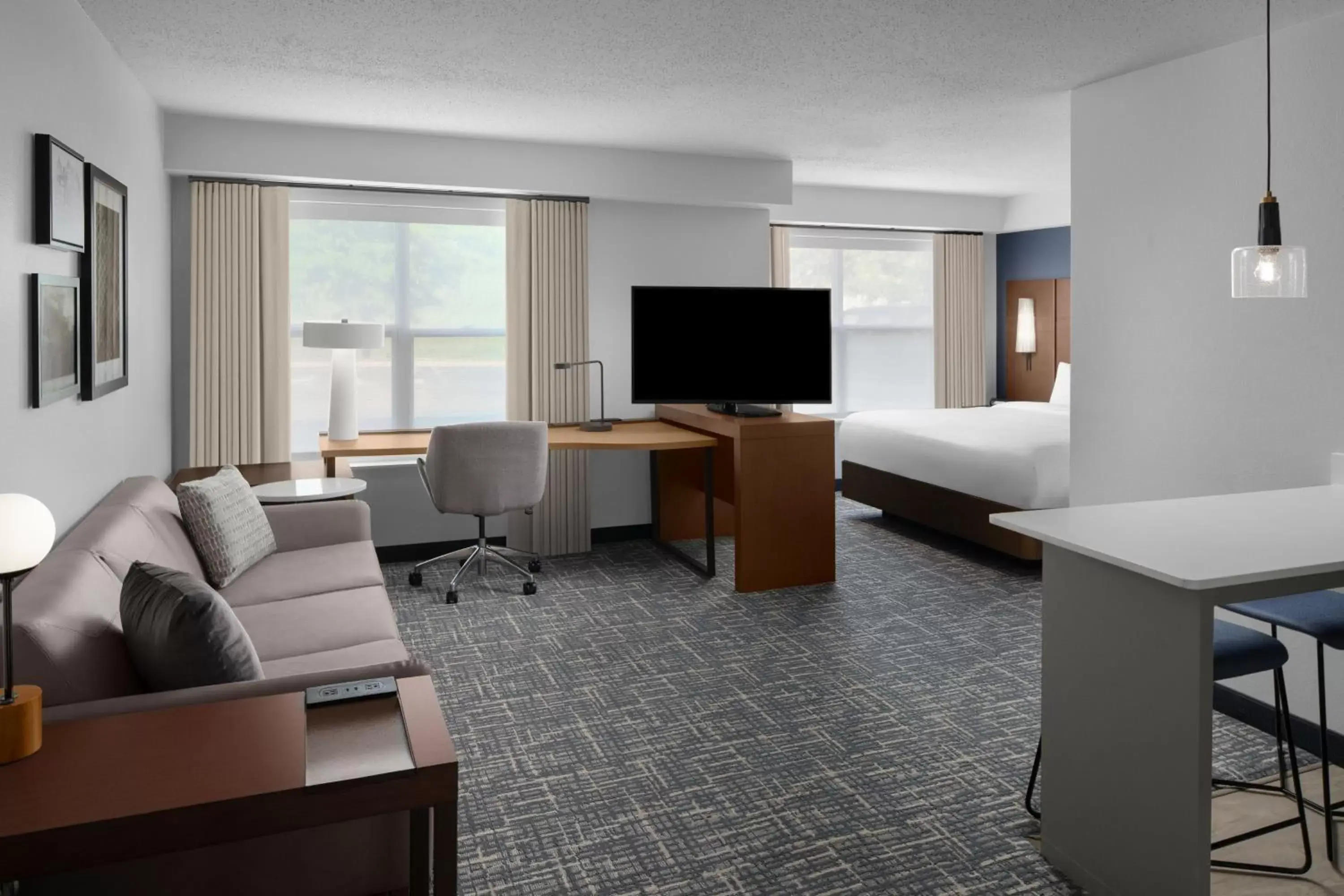 Photo of the whole room, Seating Area in Residence Inn Holland