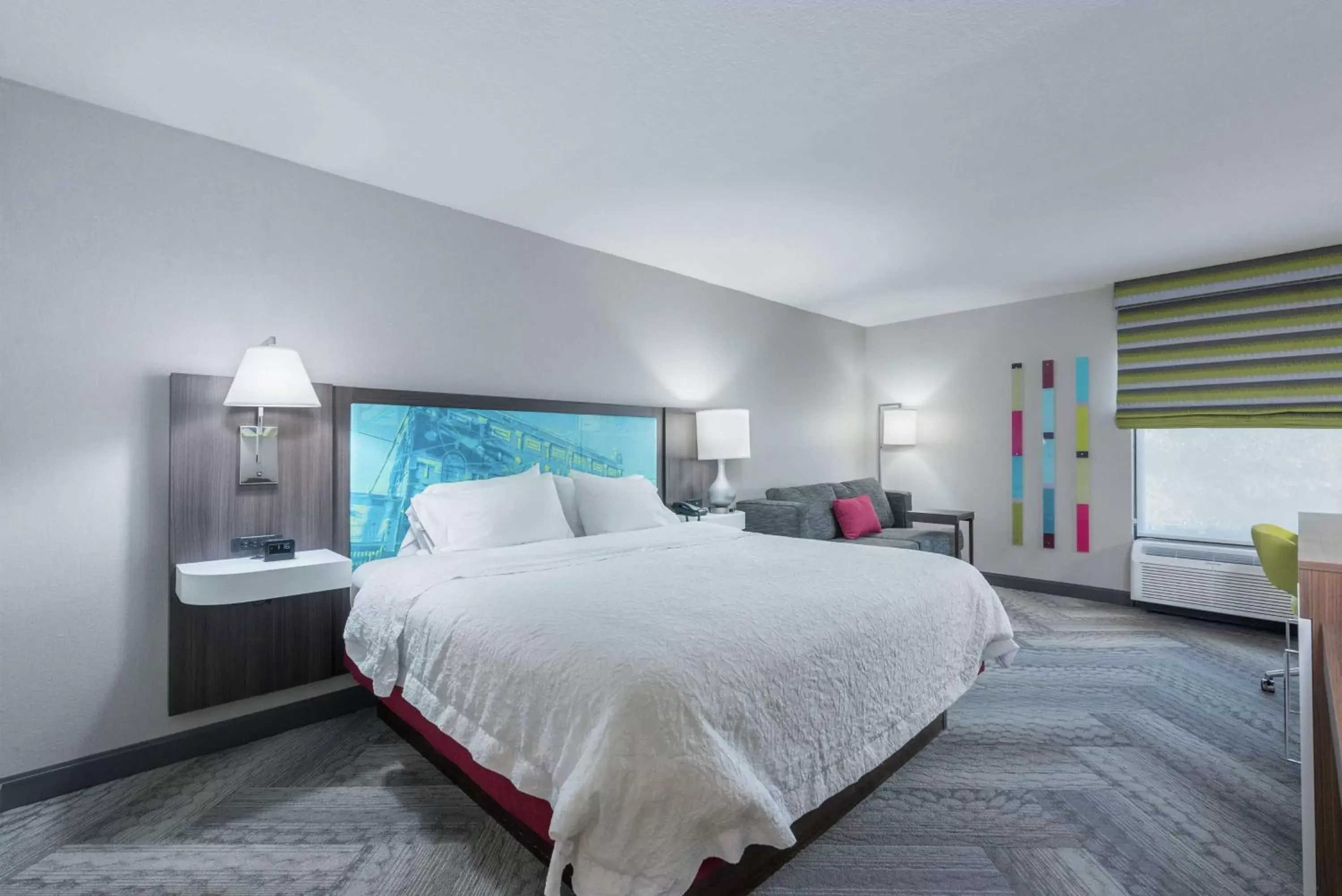 Bedroom, Bed in Hampton Inn Tampa-Veterans Expressway
