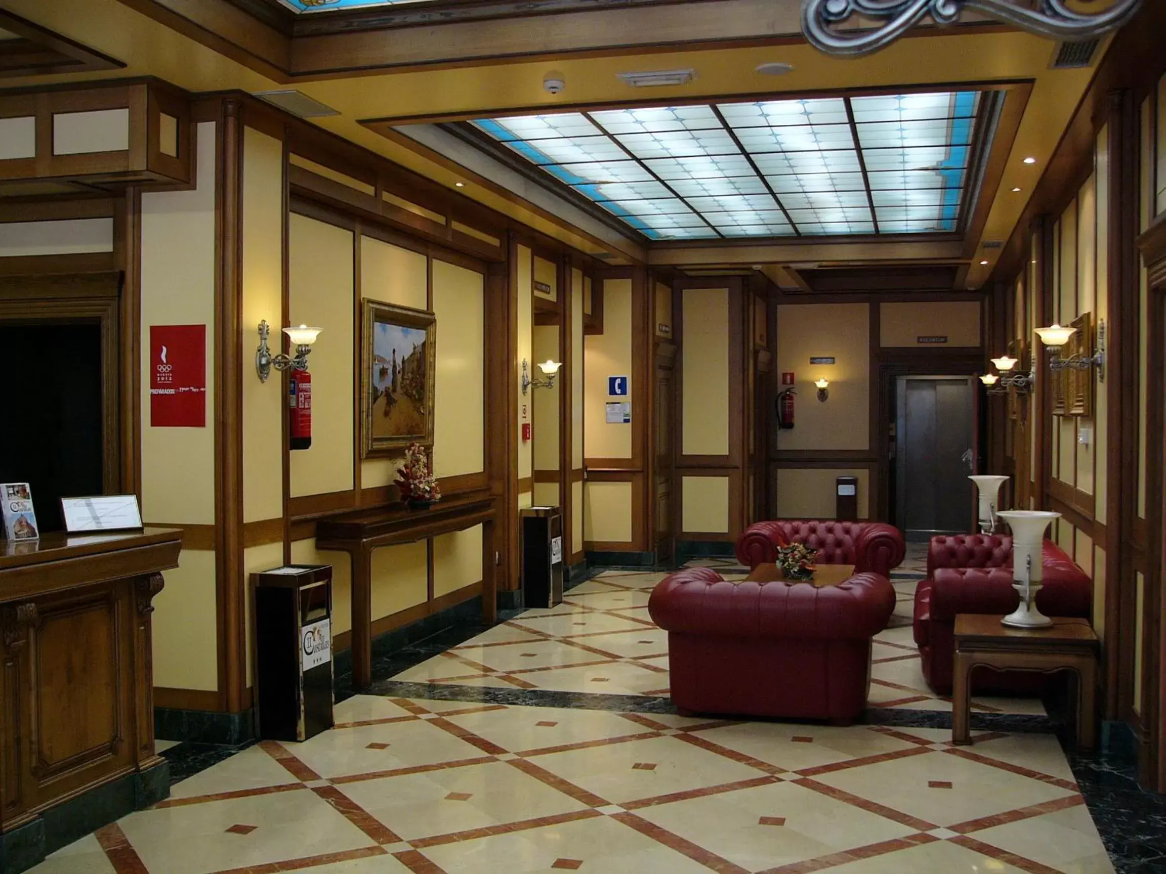 Lobby or reception in II Castillas Madrid Lobby or reception in II Castillas Madrid