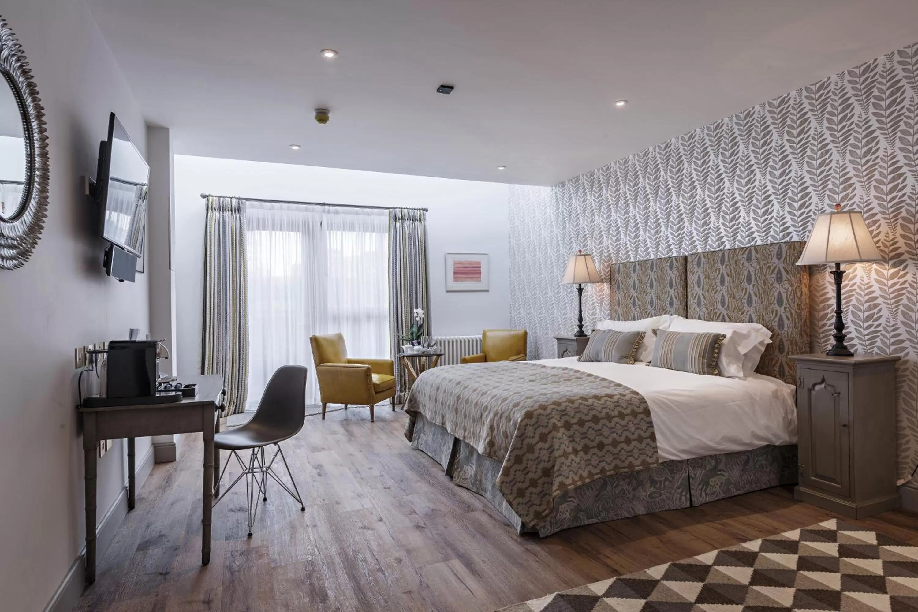 Photo of the whole room, Bed in The Assembly House in central Norwich