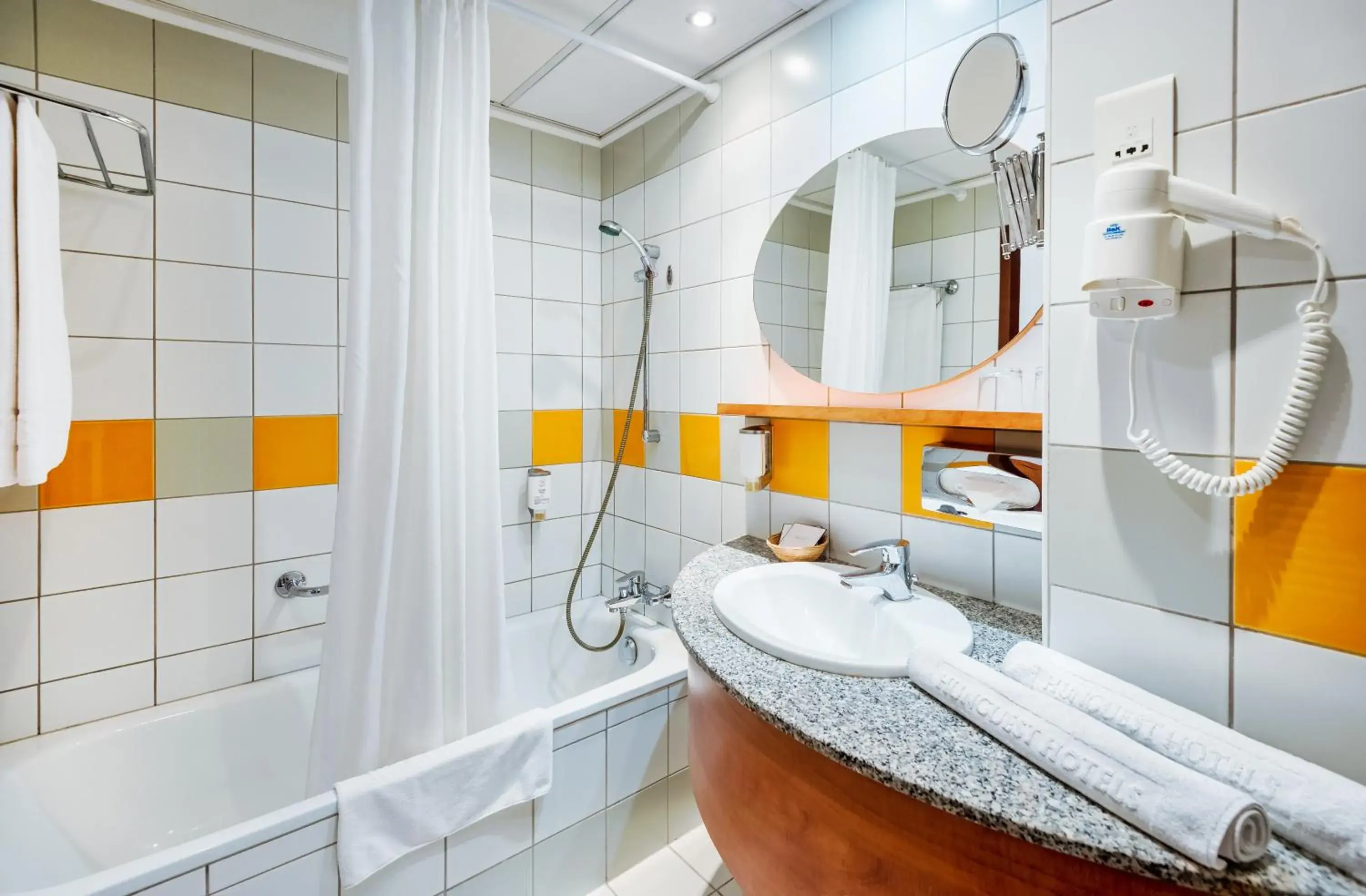 Shower, Bathroom in Hunguest Hotel Pelion