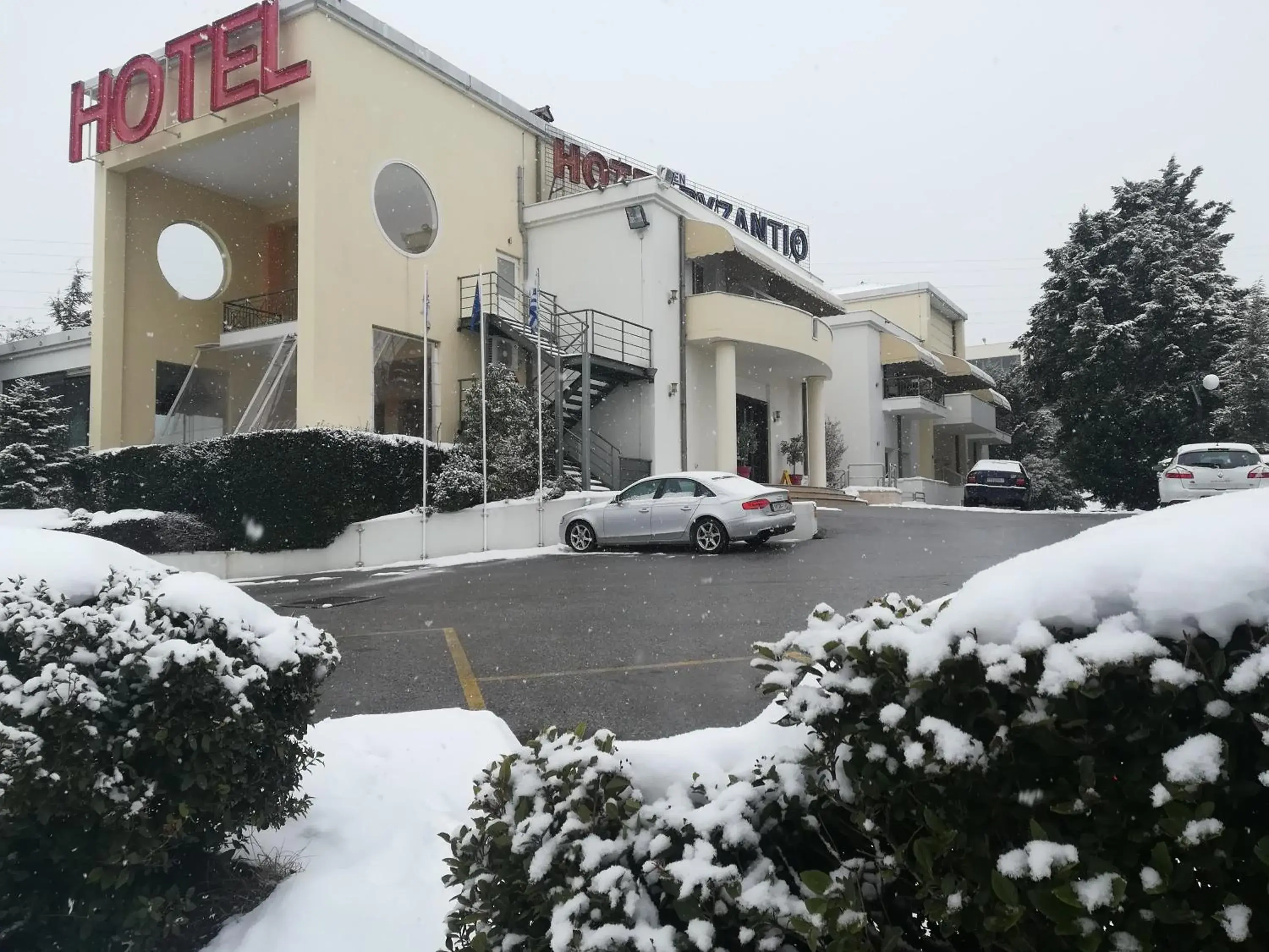 Garden view, Property Building in Byzantio Hotel