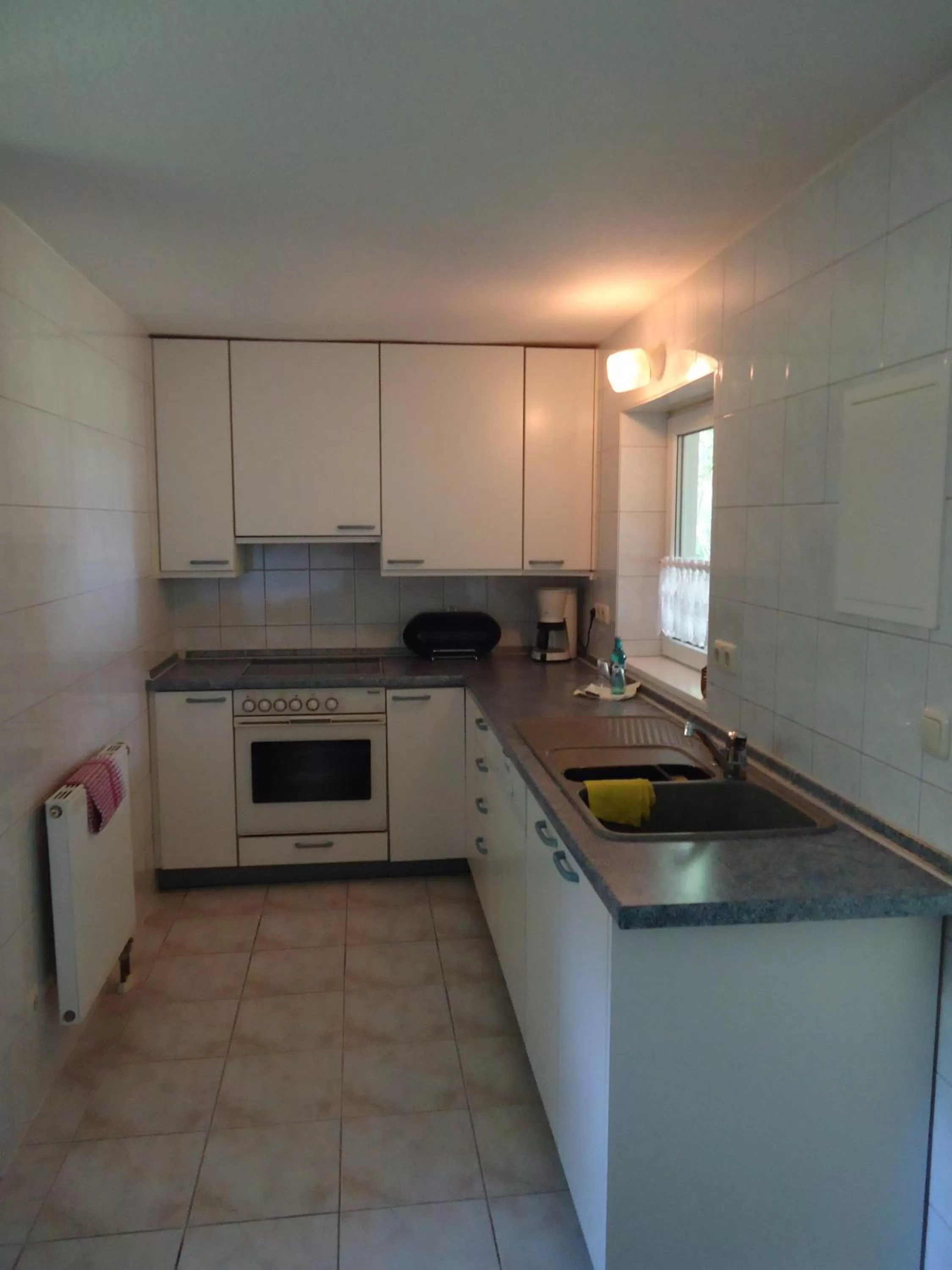 Kitchen or kitchenette in Das FRITZ Hotel