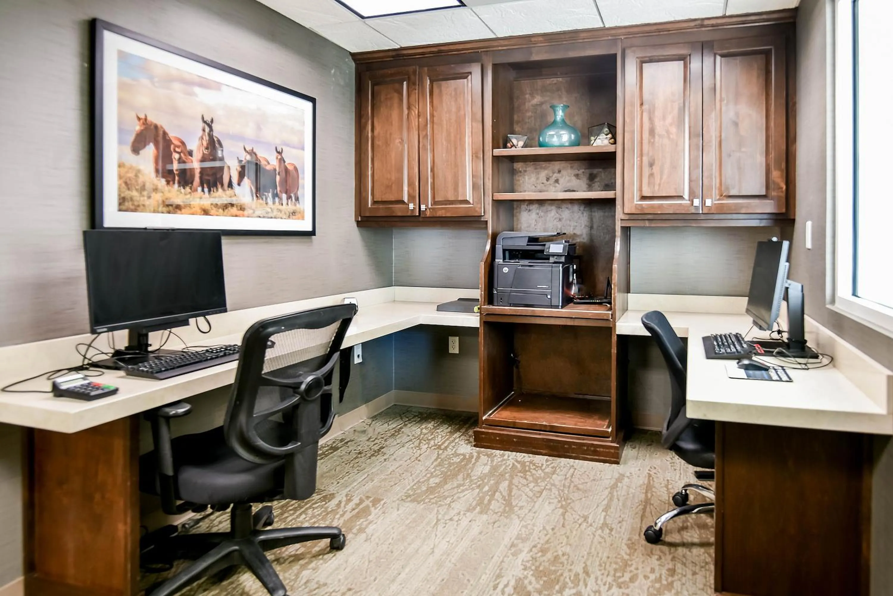 Business facilities in Shutters Hotel