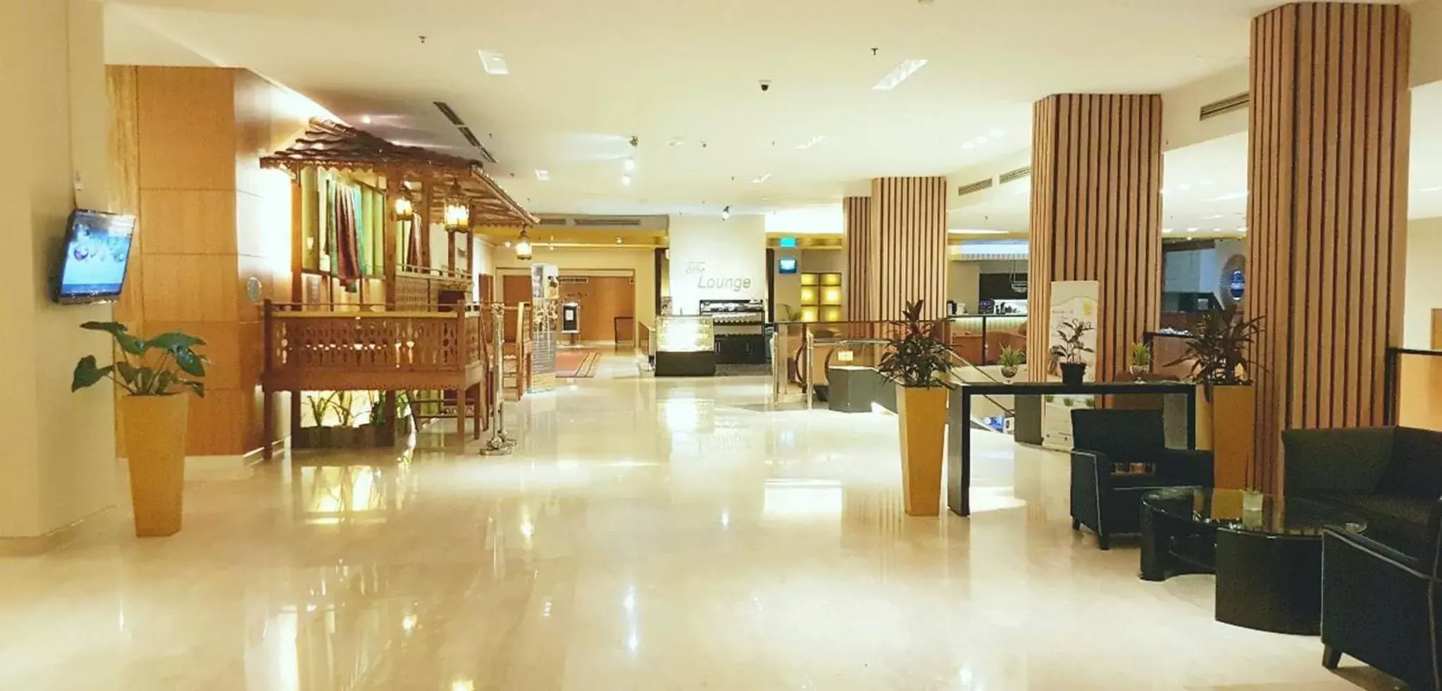 Lobby or reception, Restaurant/Places to Eat in Aryaduta Palembang