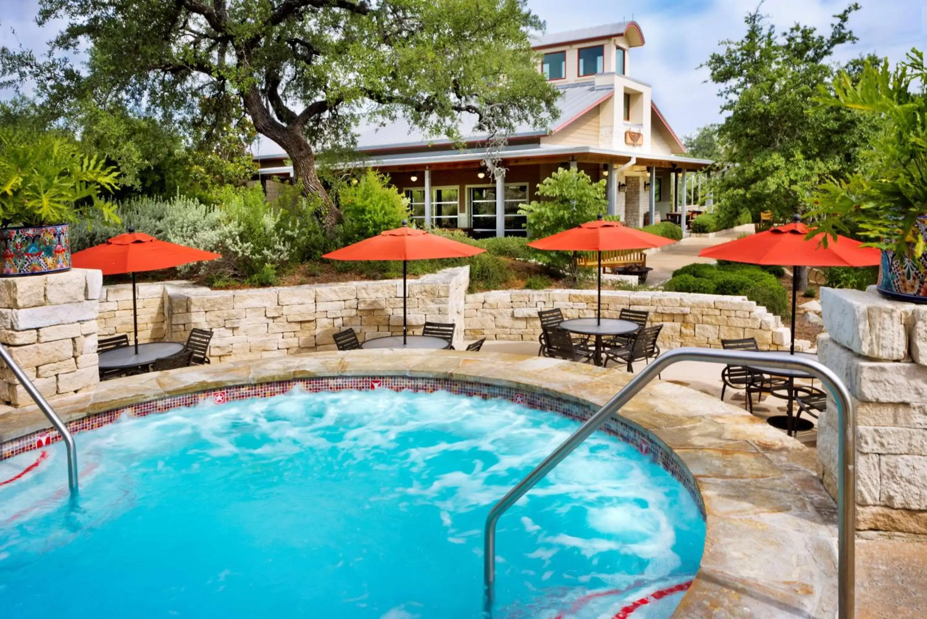 Property building, Swimming Pool in Hyatt Vacation Club at Wild Oak Ranch