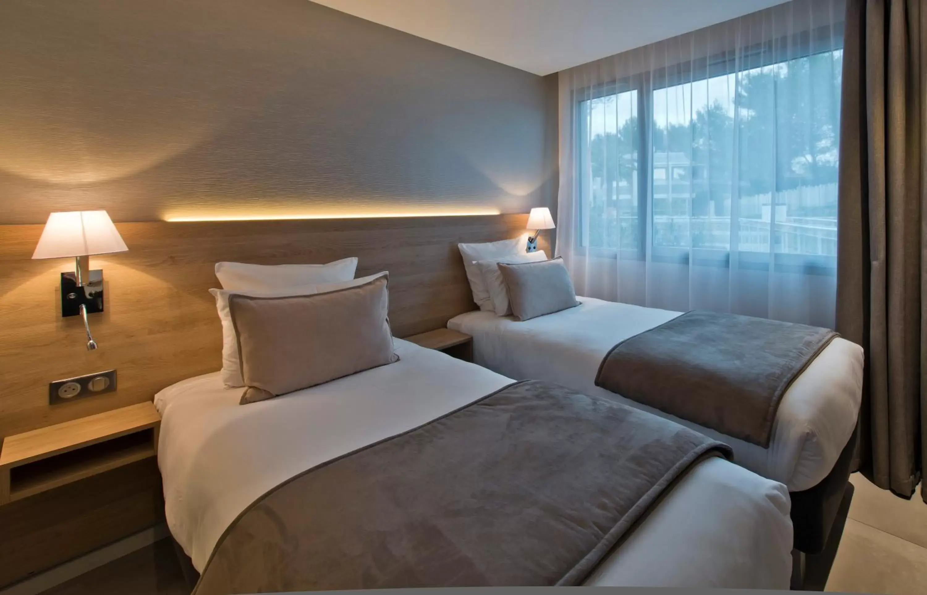 Bed in Golden Tulip Sophia Antipolis - Hotel & Spa