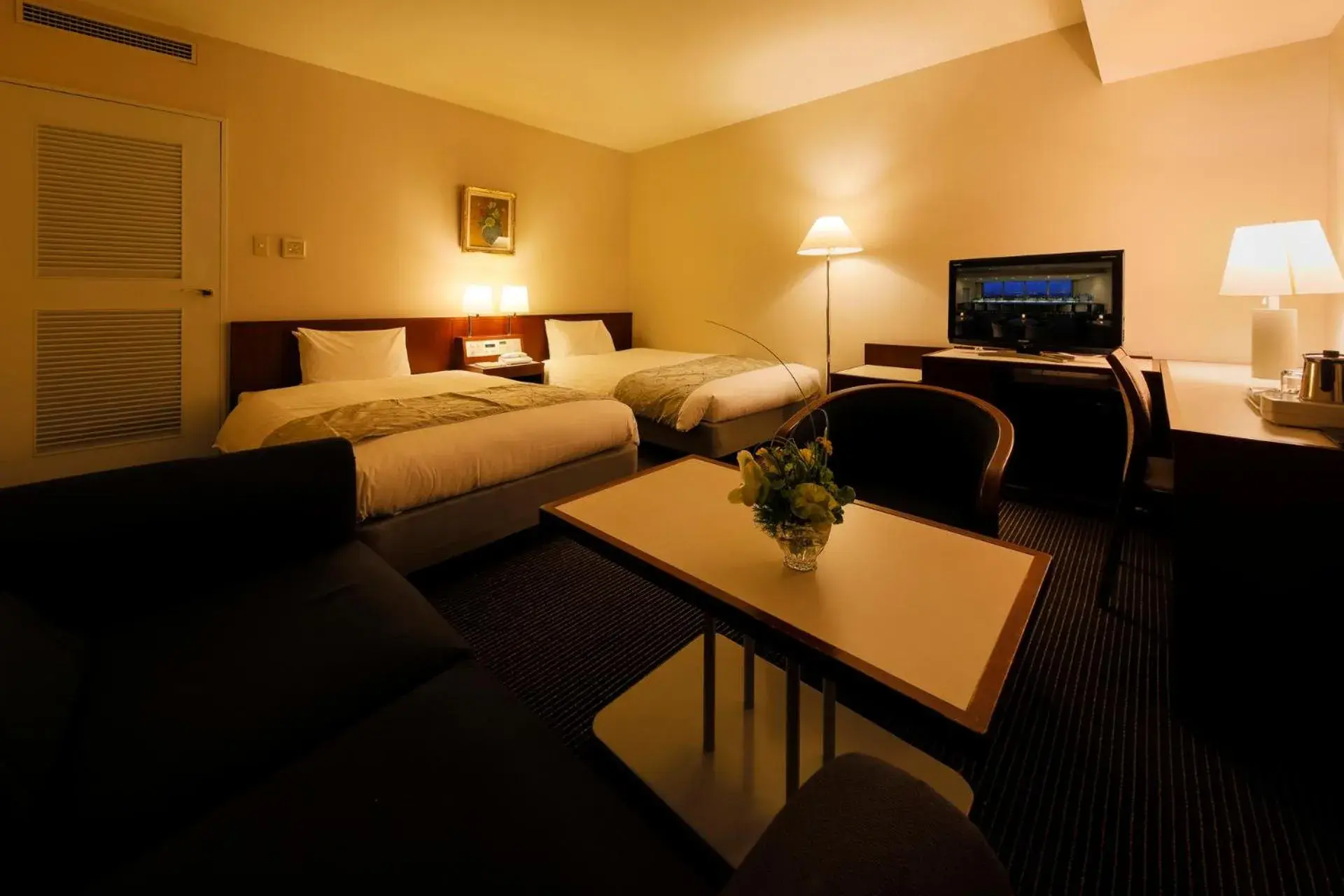 Photo of the whole room in Hotel Aomori