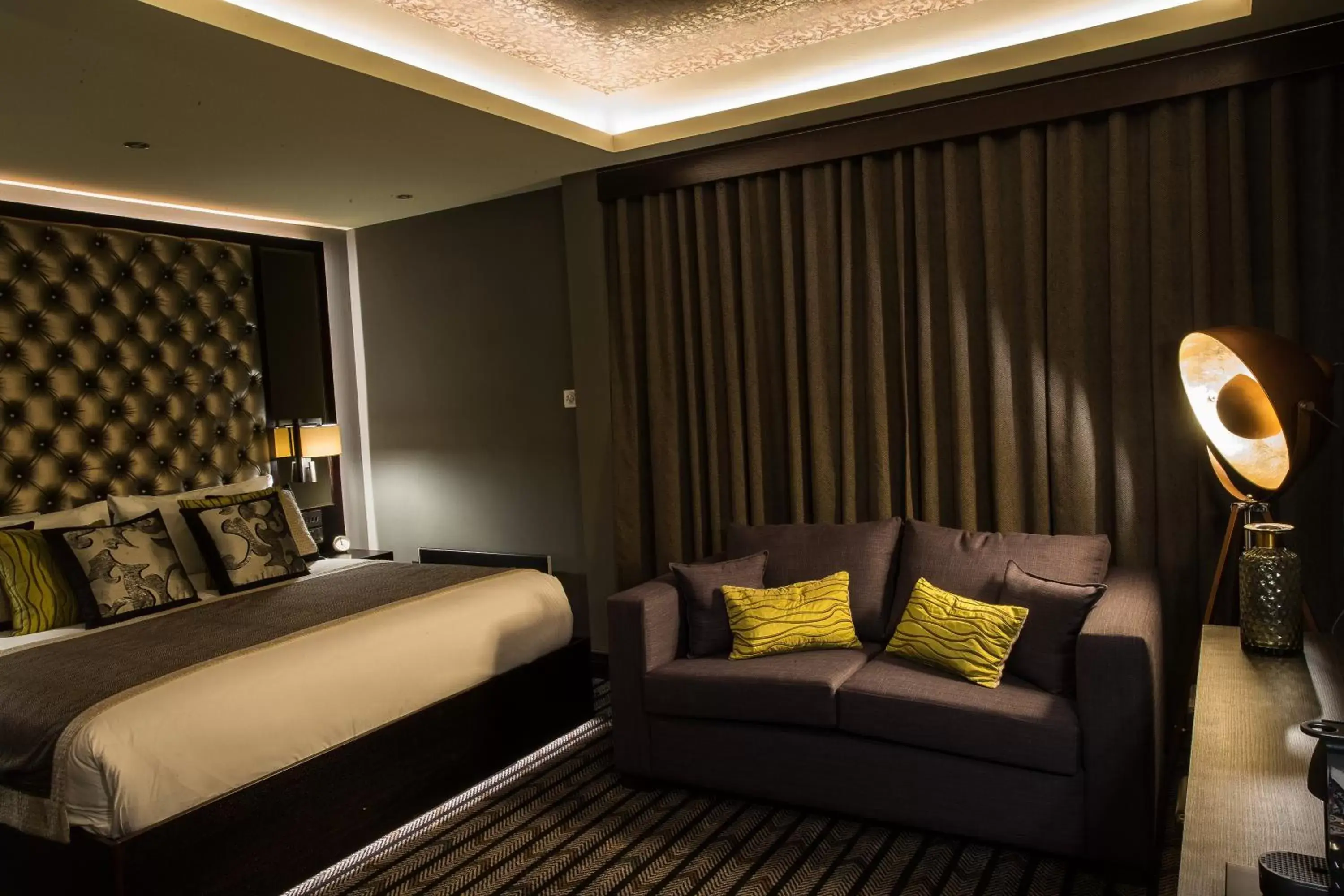 Bed in Mondo Hotel Bed in Mondo Hotel