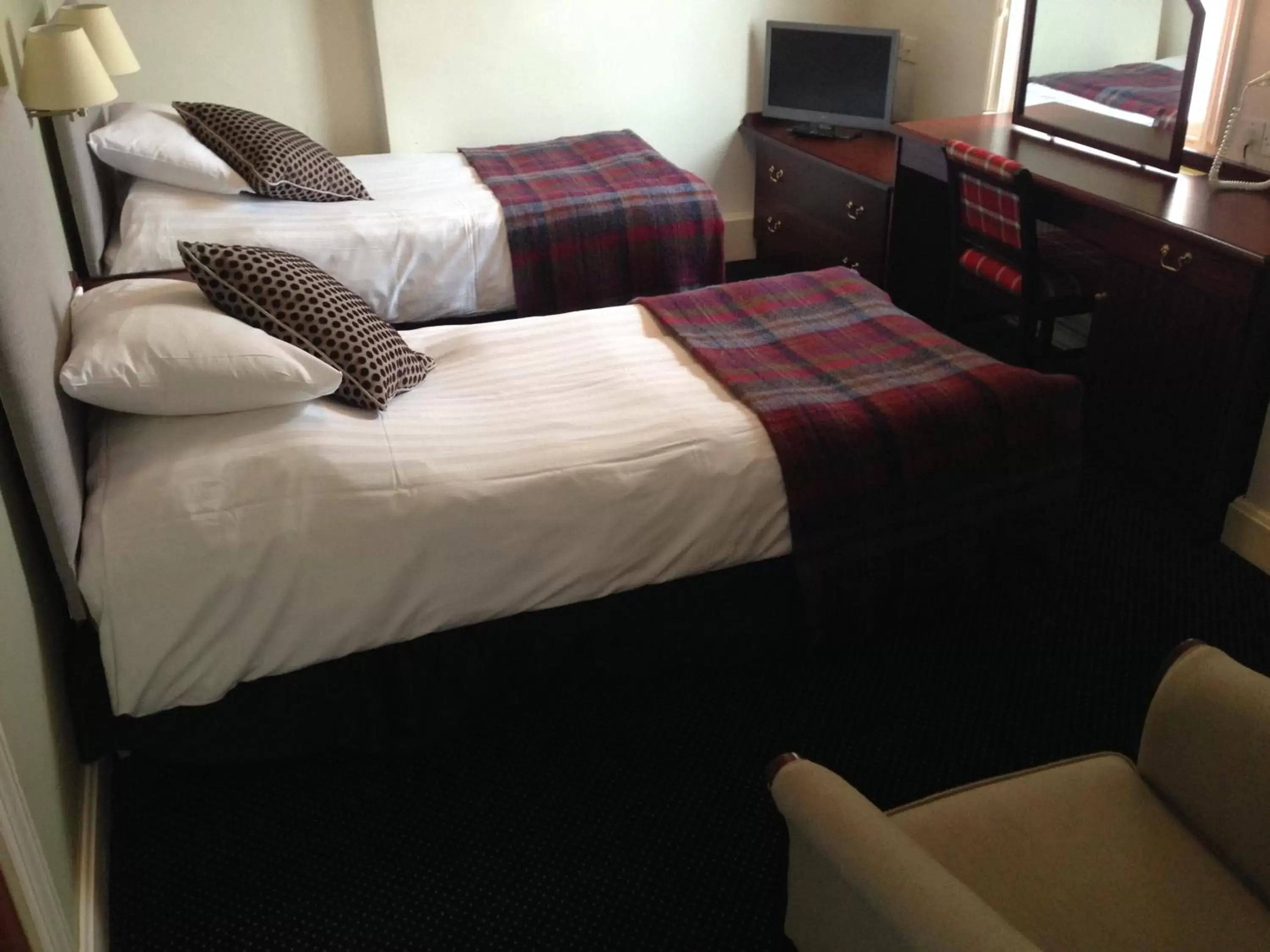 Bed in The Broadway Hotel