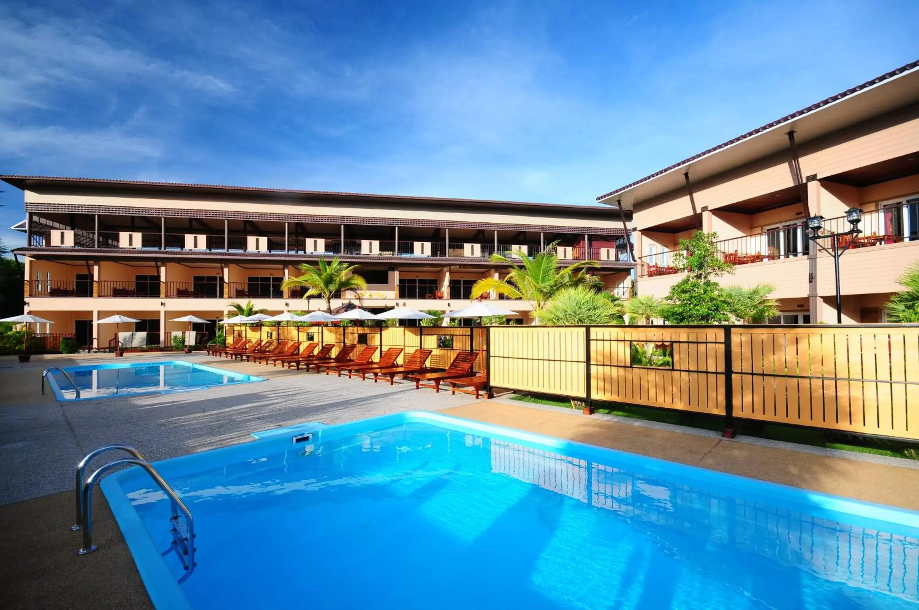 Facade/entrance, Property Building in Maleedee Bay Resort