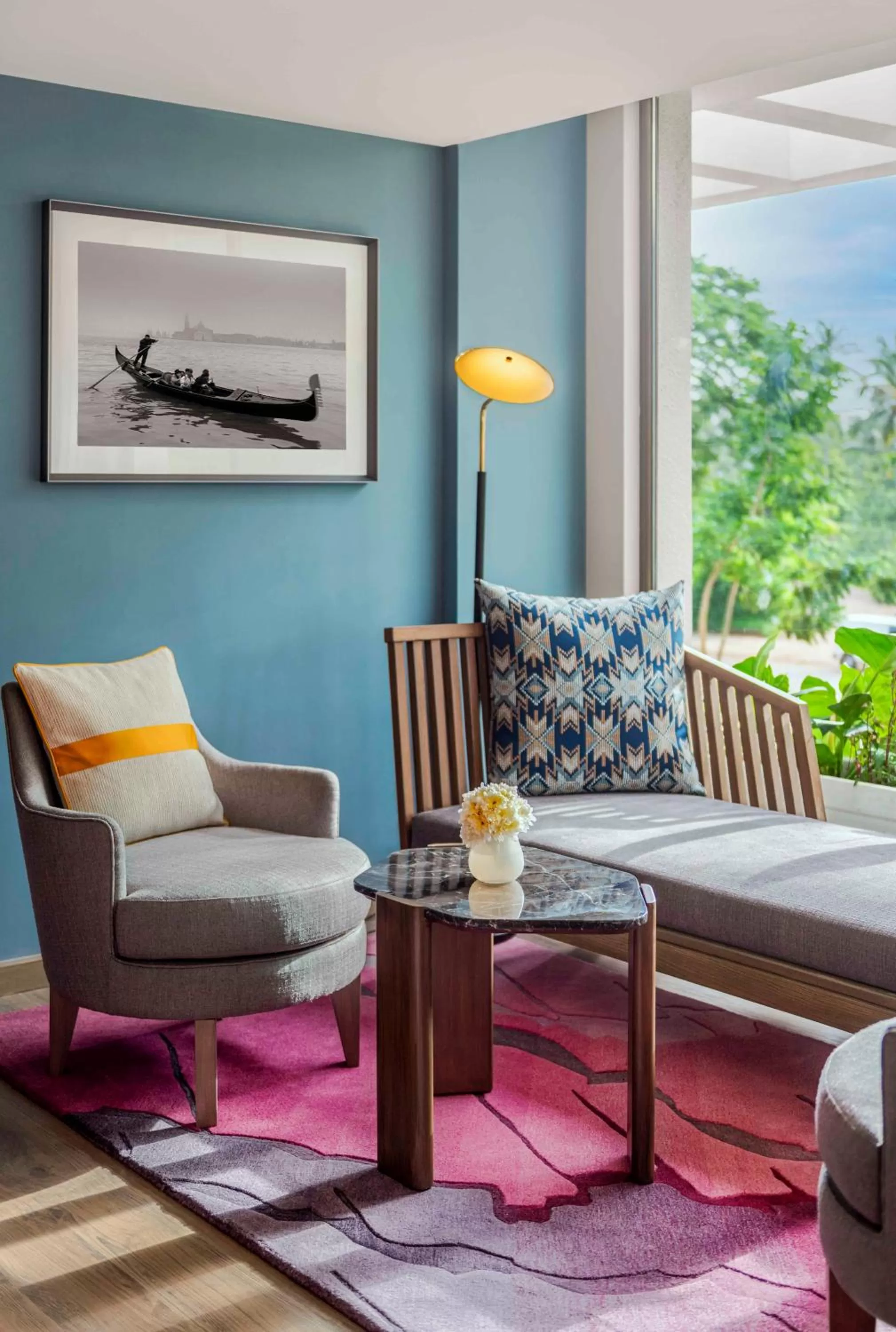 Lounge or bar in Vivanta Goa, Miramar