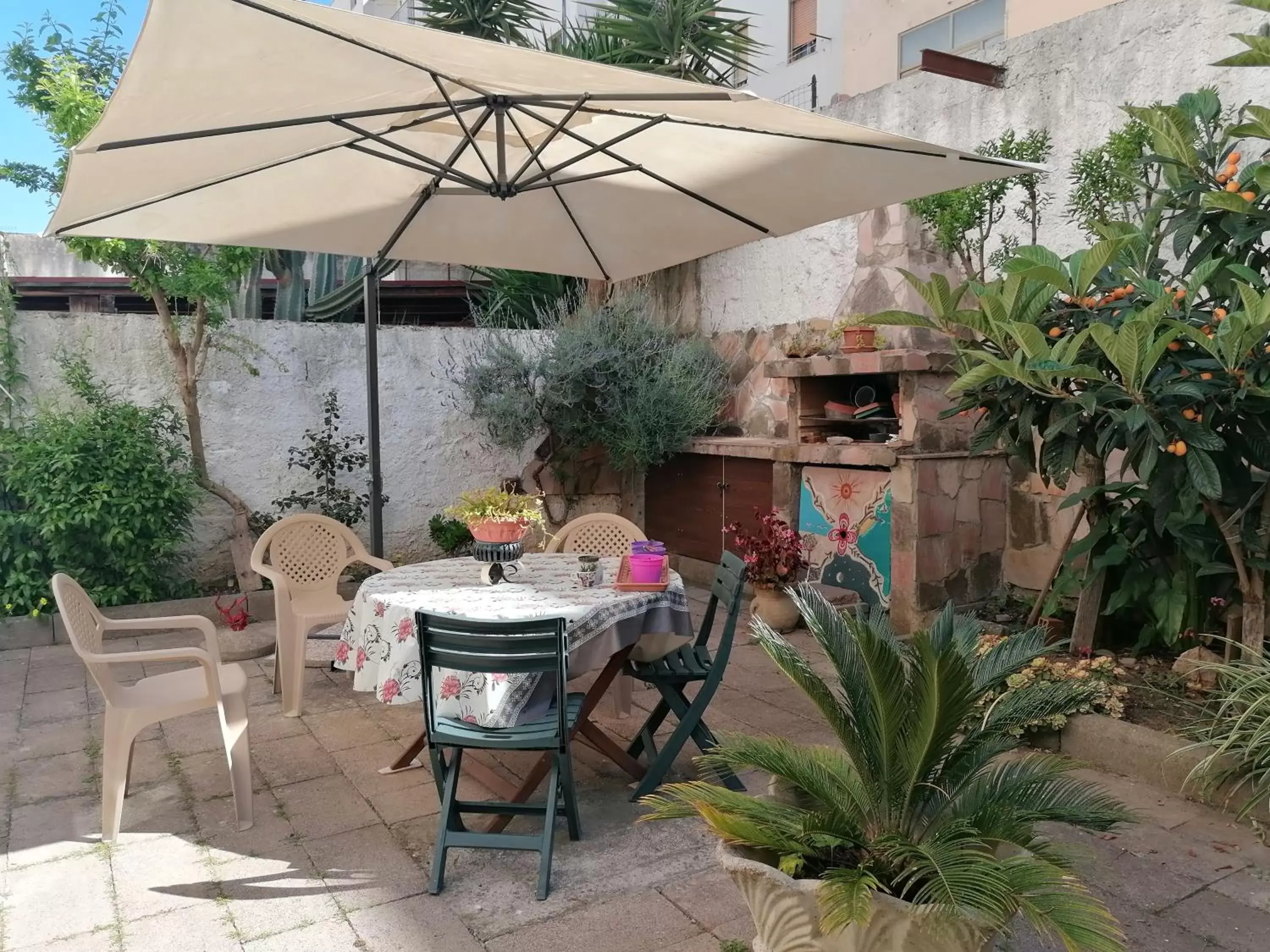 BBQ Facilities in B&B Il Giardinetto Alghero