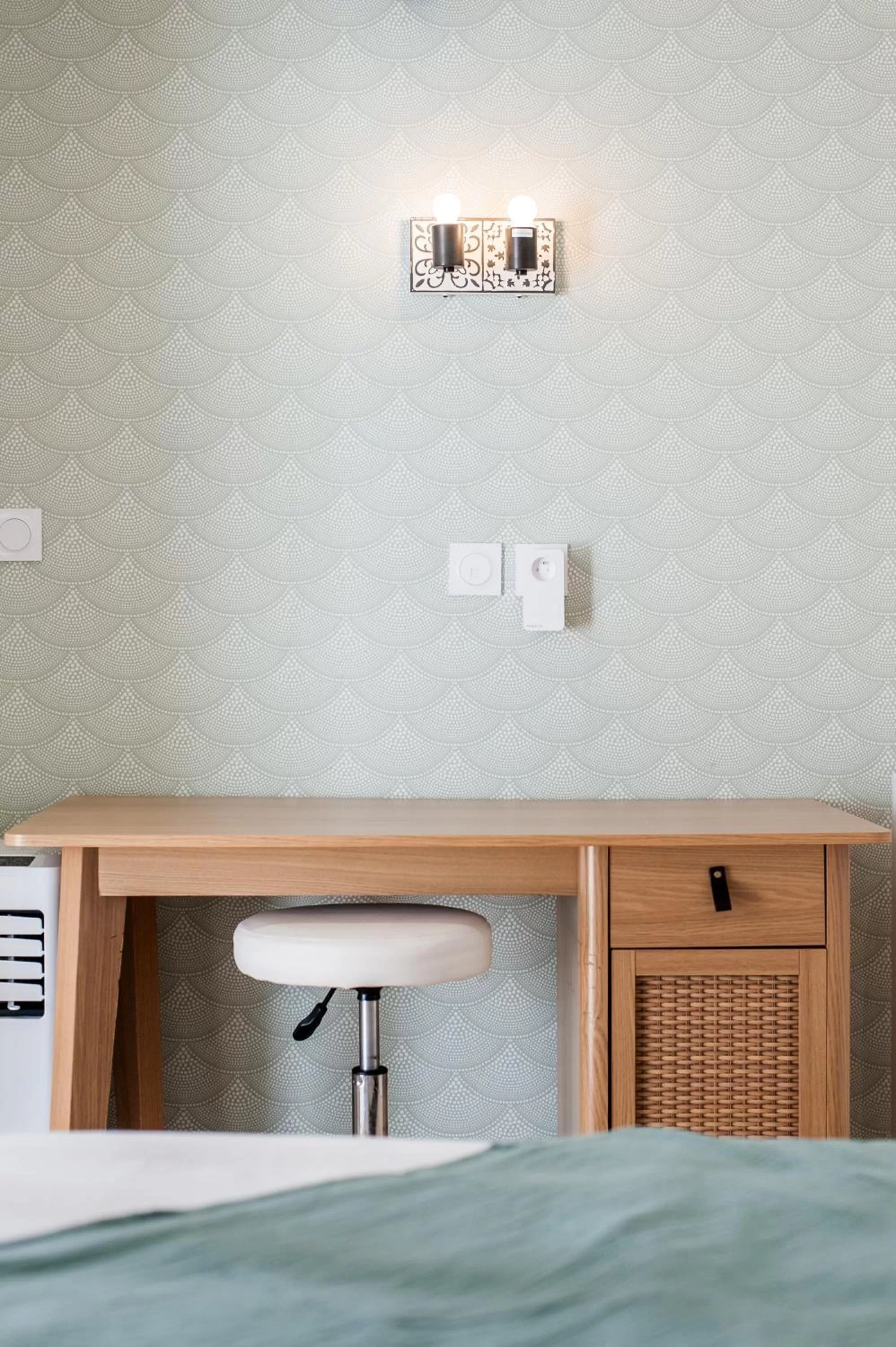 Bed in **Auberge de l'Aude**