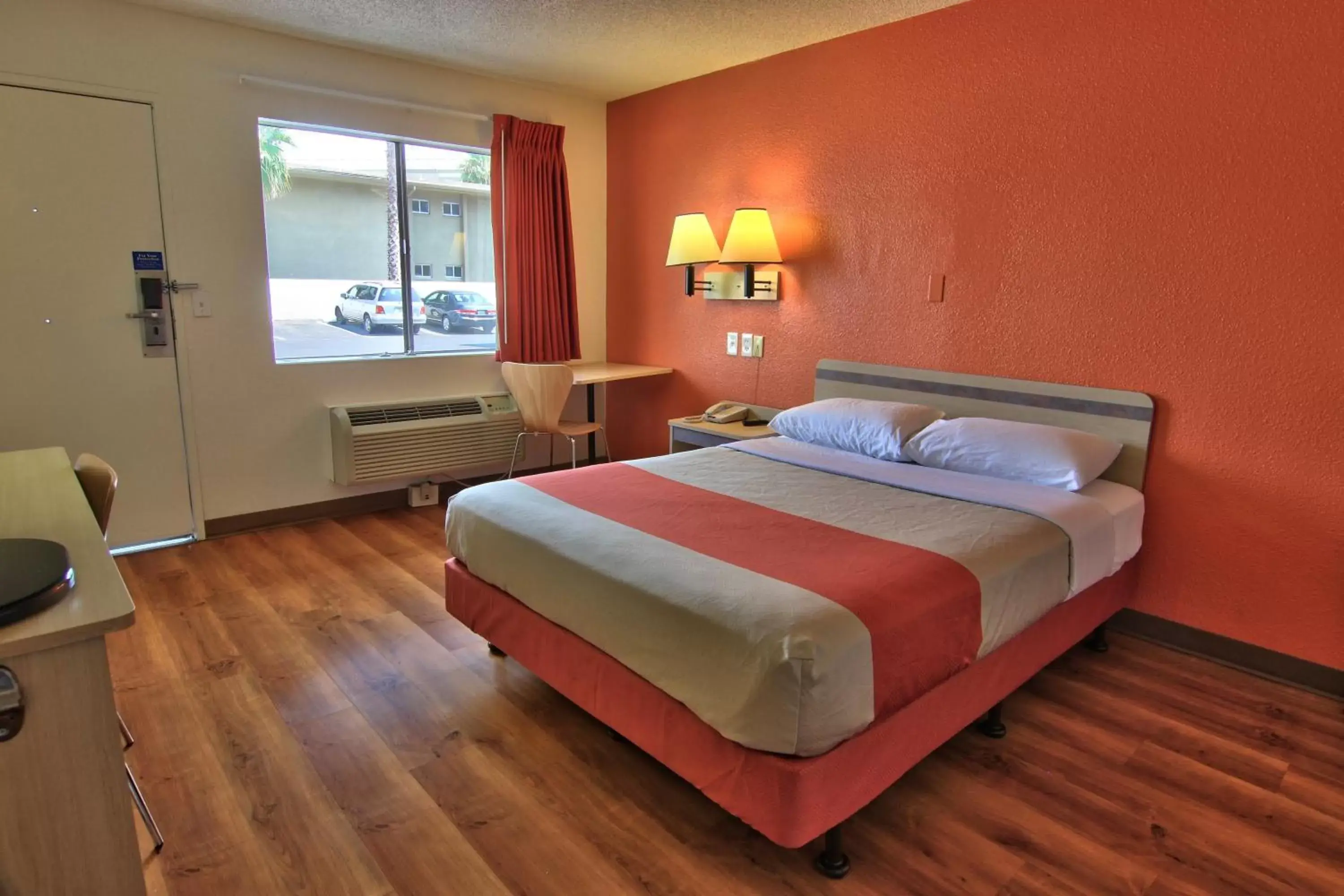 Bedroom, Bed in Motel 6-West Sacramento, CA