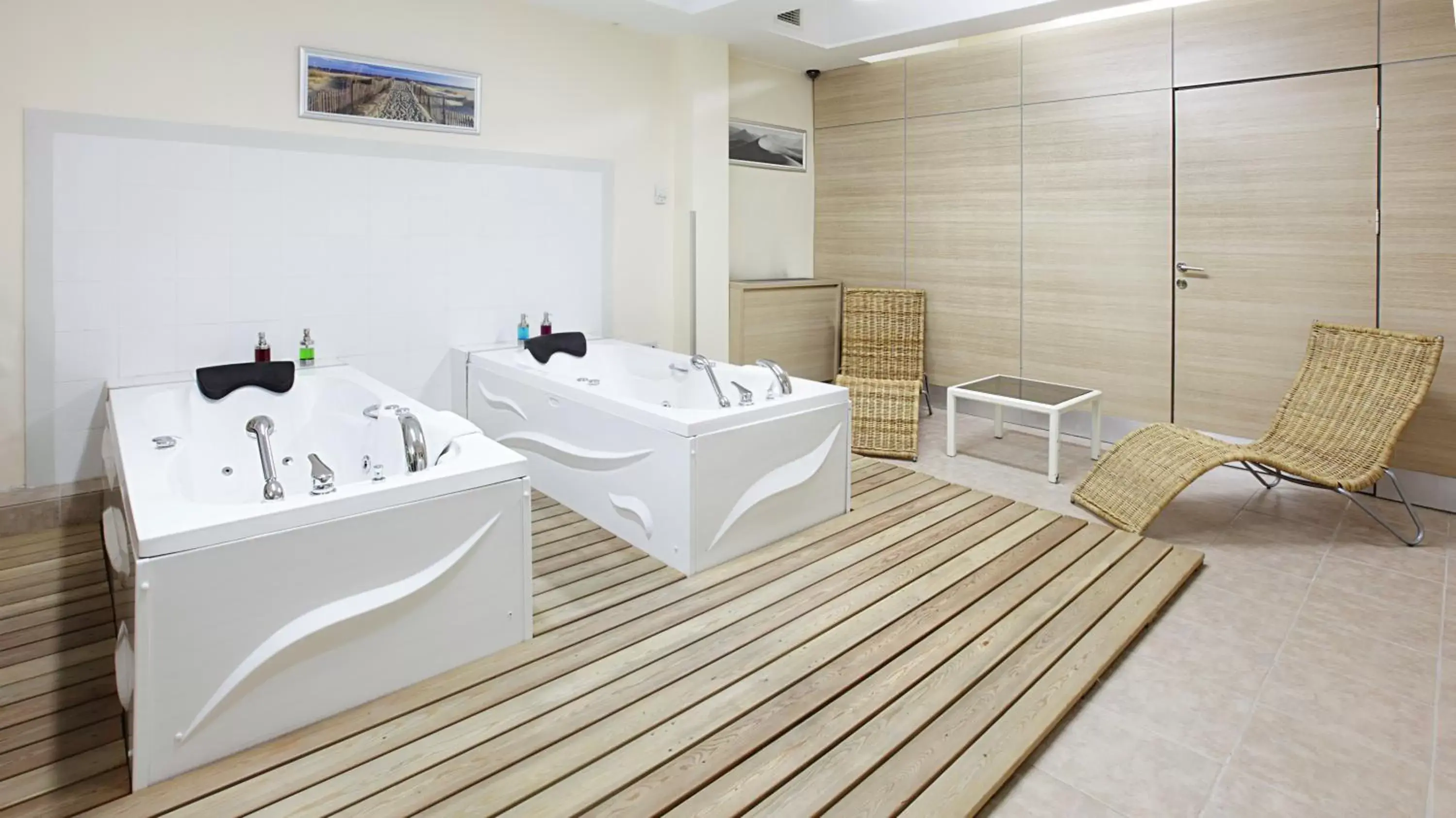 Spa and wellness centre/facilities, Bathroom in Gallery Residence & Hotel Nişantaşı