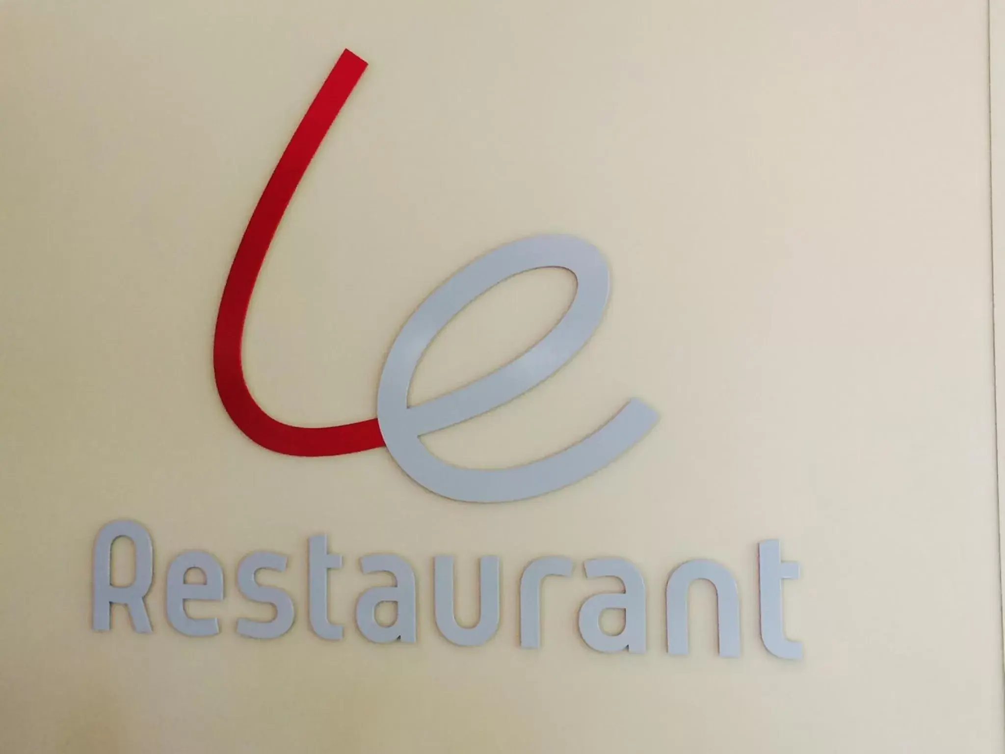 Restaurant/places to eat in Campanile Bordeaux Ouest - Mérignac Aéroport