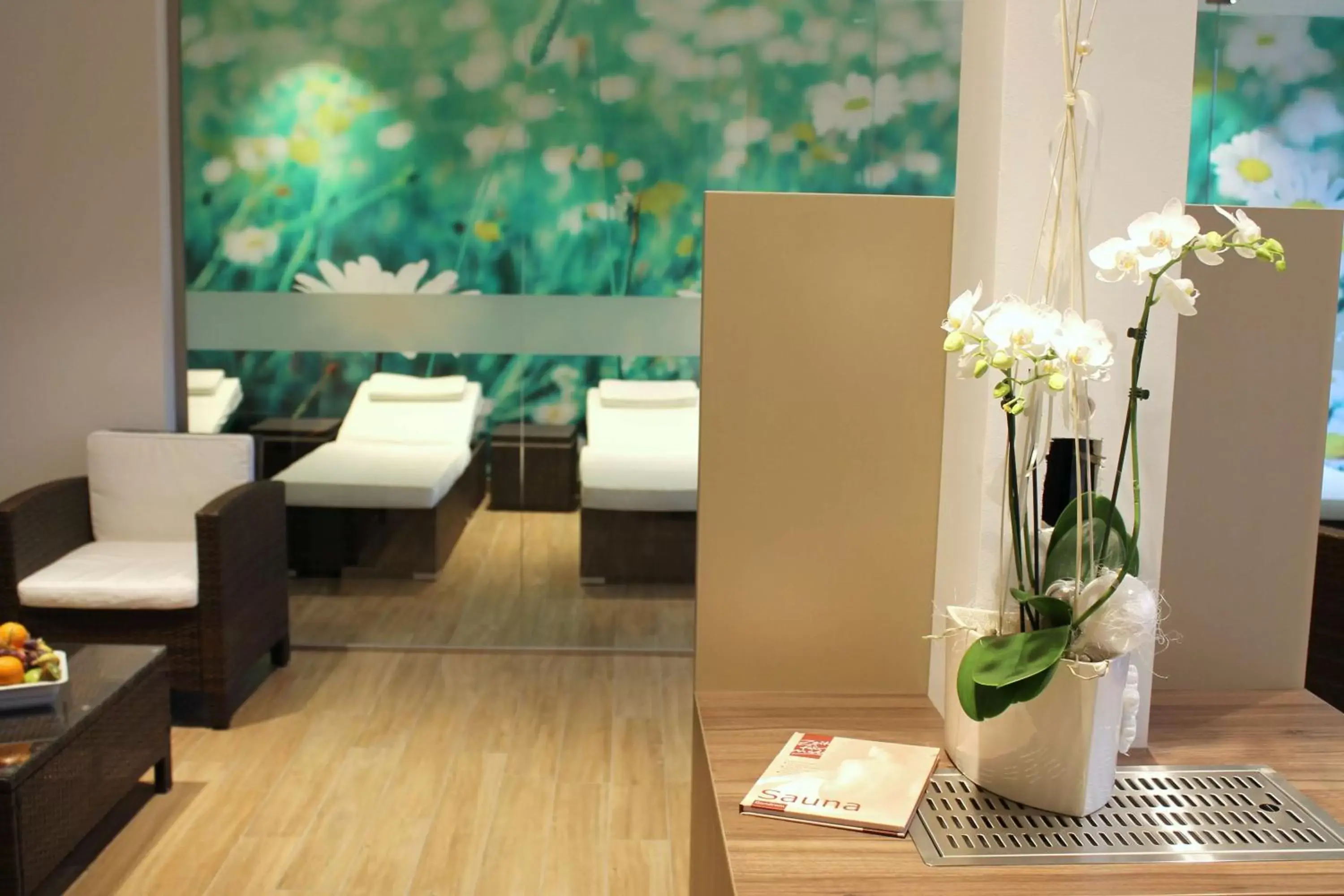 Spa and wellness centre/facilities in Best Western Queens Hotel Pforzheim-Niefern