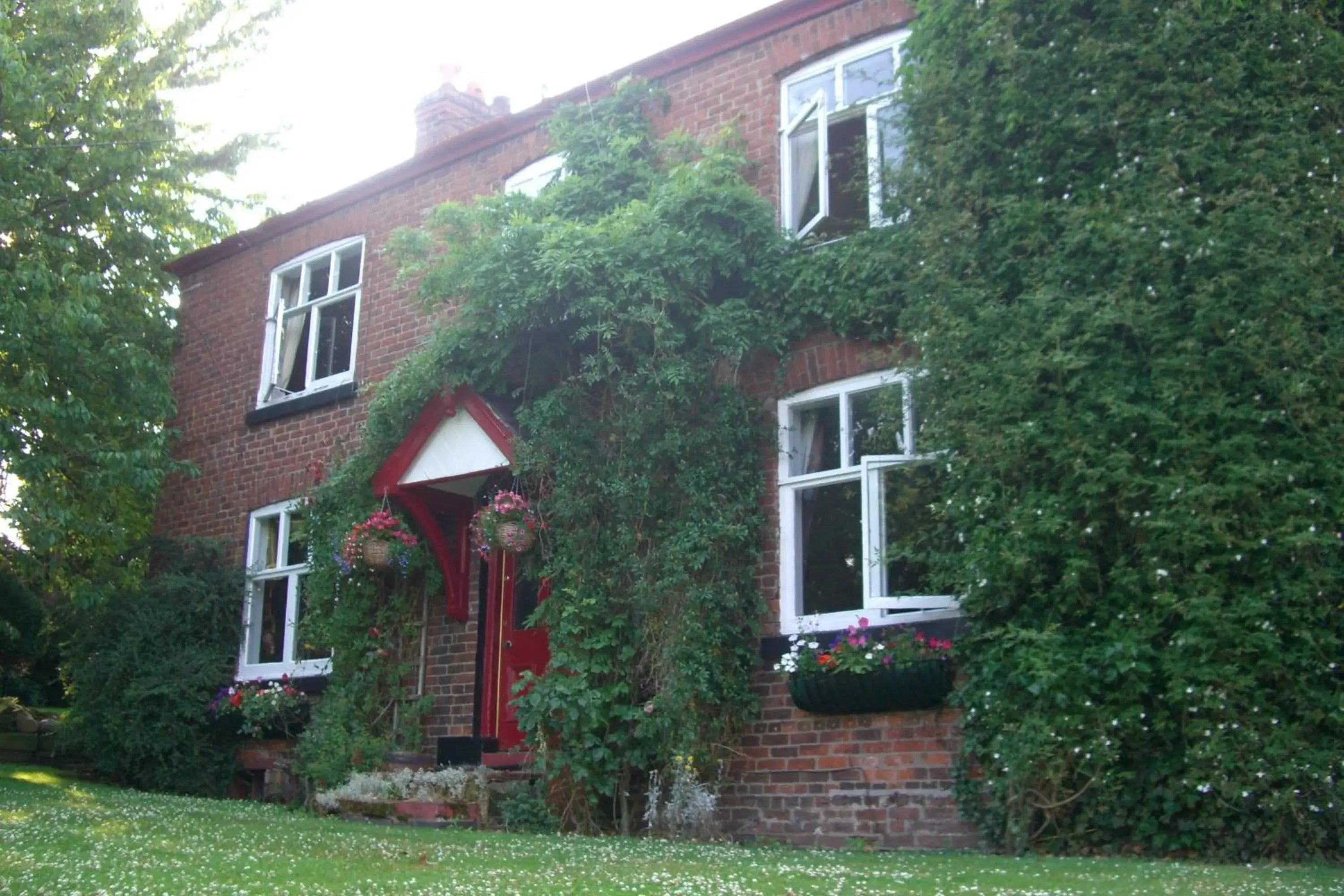 Facade/entrance, Property Building in Ash Farm Country House