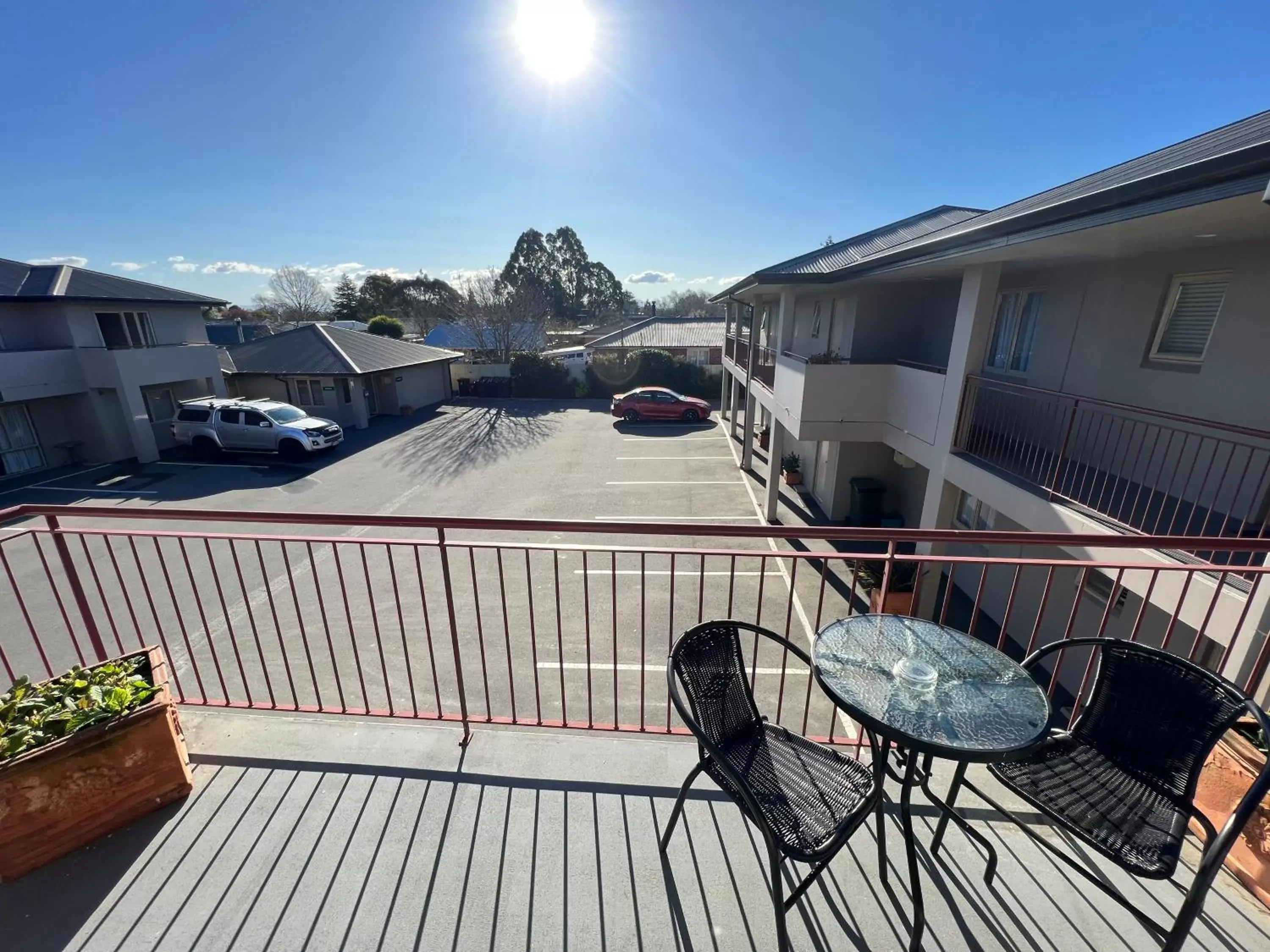 Property building, Balcony/Terrace in The Suites Ashburton