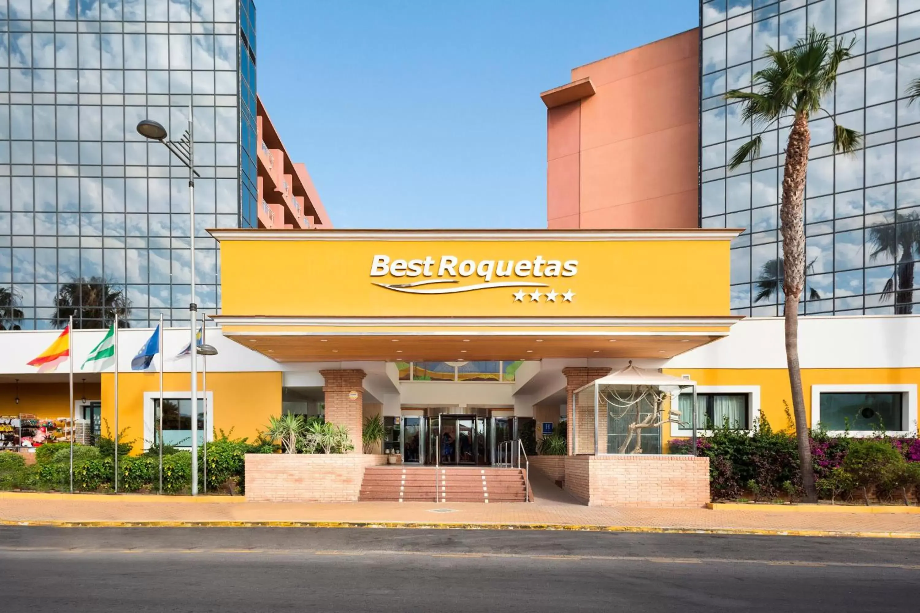 Property building in Hotel Best Roquetas