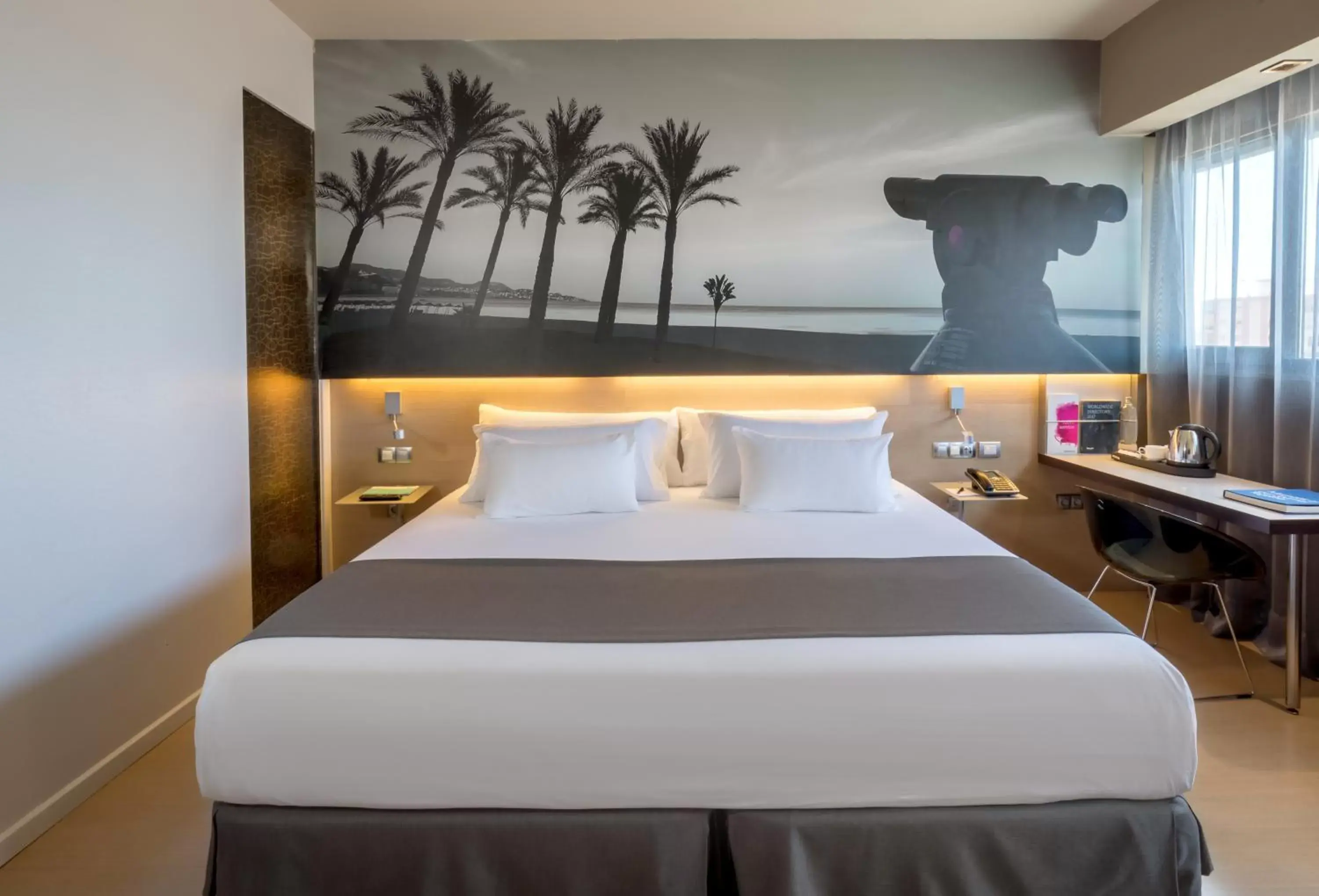 Photo of the whole room, Bed in Barceló Malaga