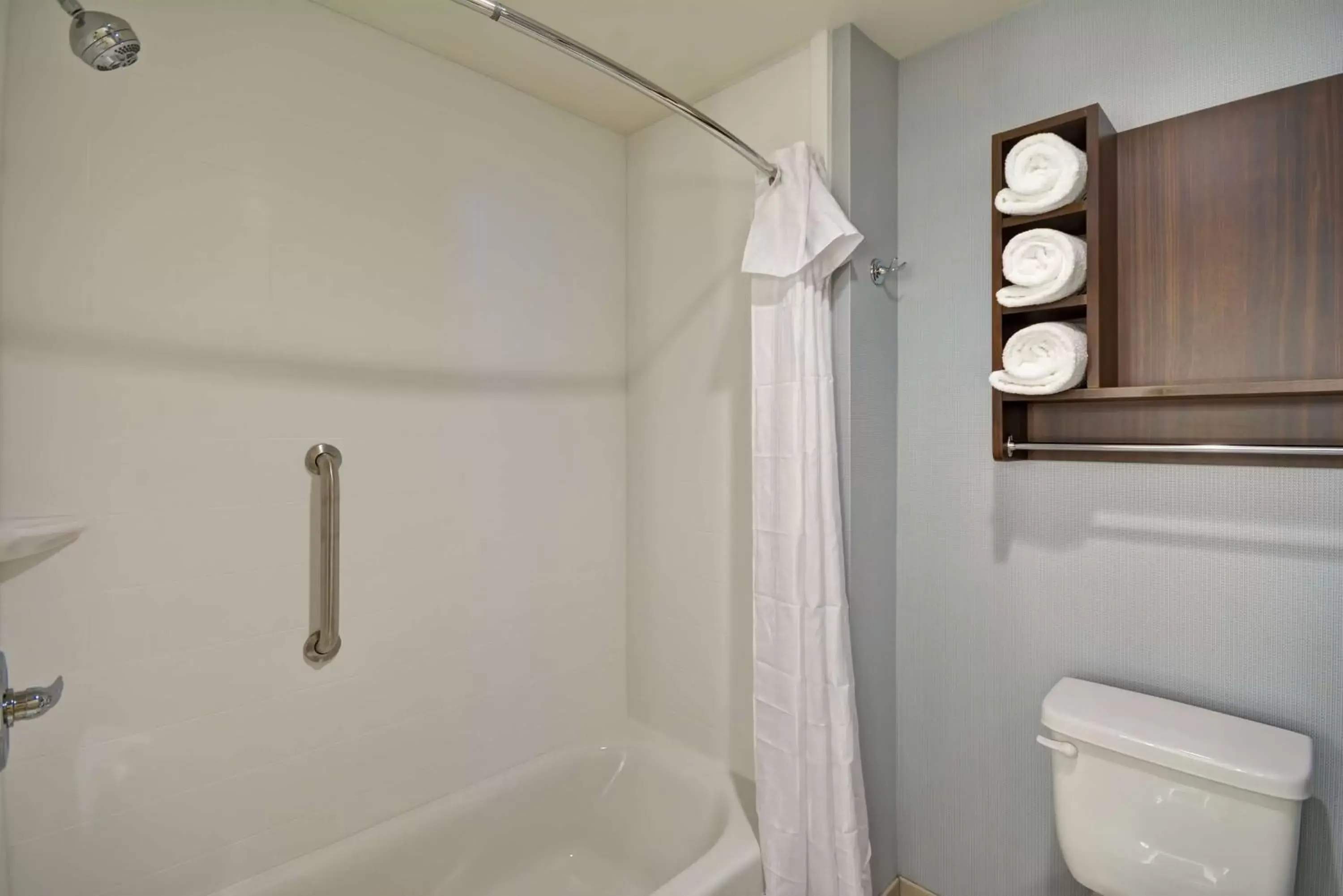 Bathroom in Homewood Suites By Hilton Phoenix Tempe Asu Area