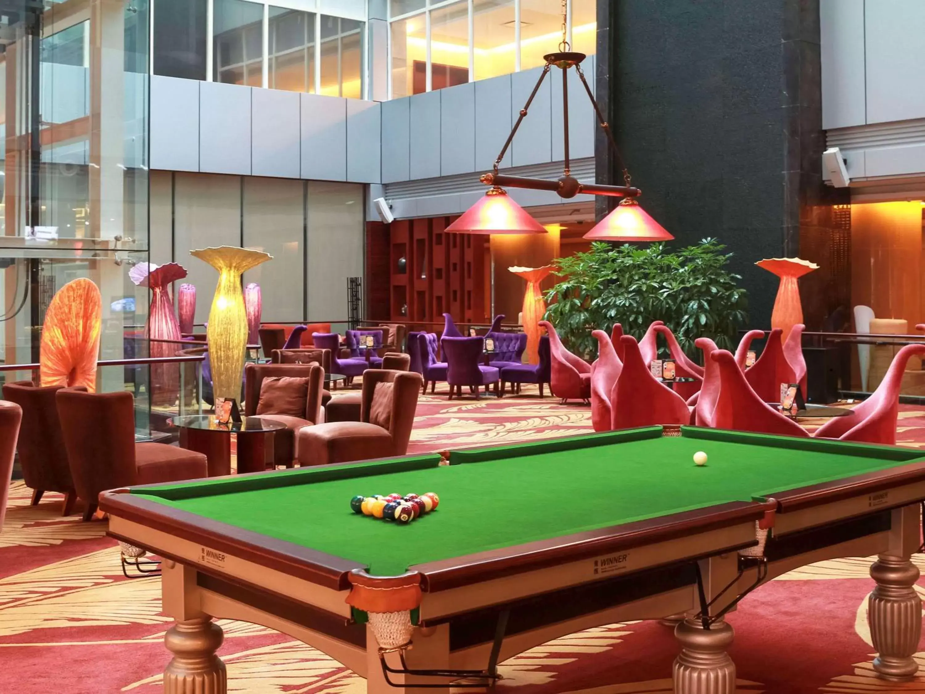 Lounge or bar, Billiards in Pullman Guangzhou Baiyun Airport