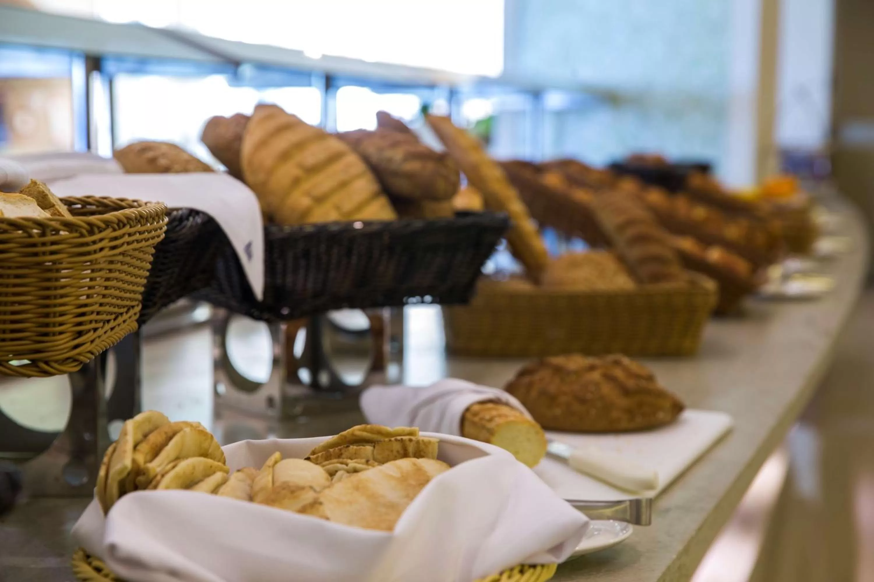 Restaurant/places to eat in Radisson Blu Resort Jizan