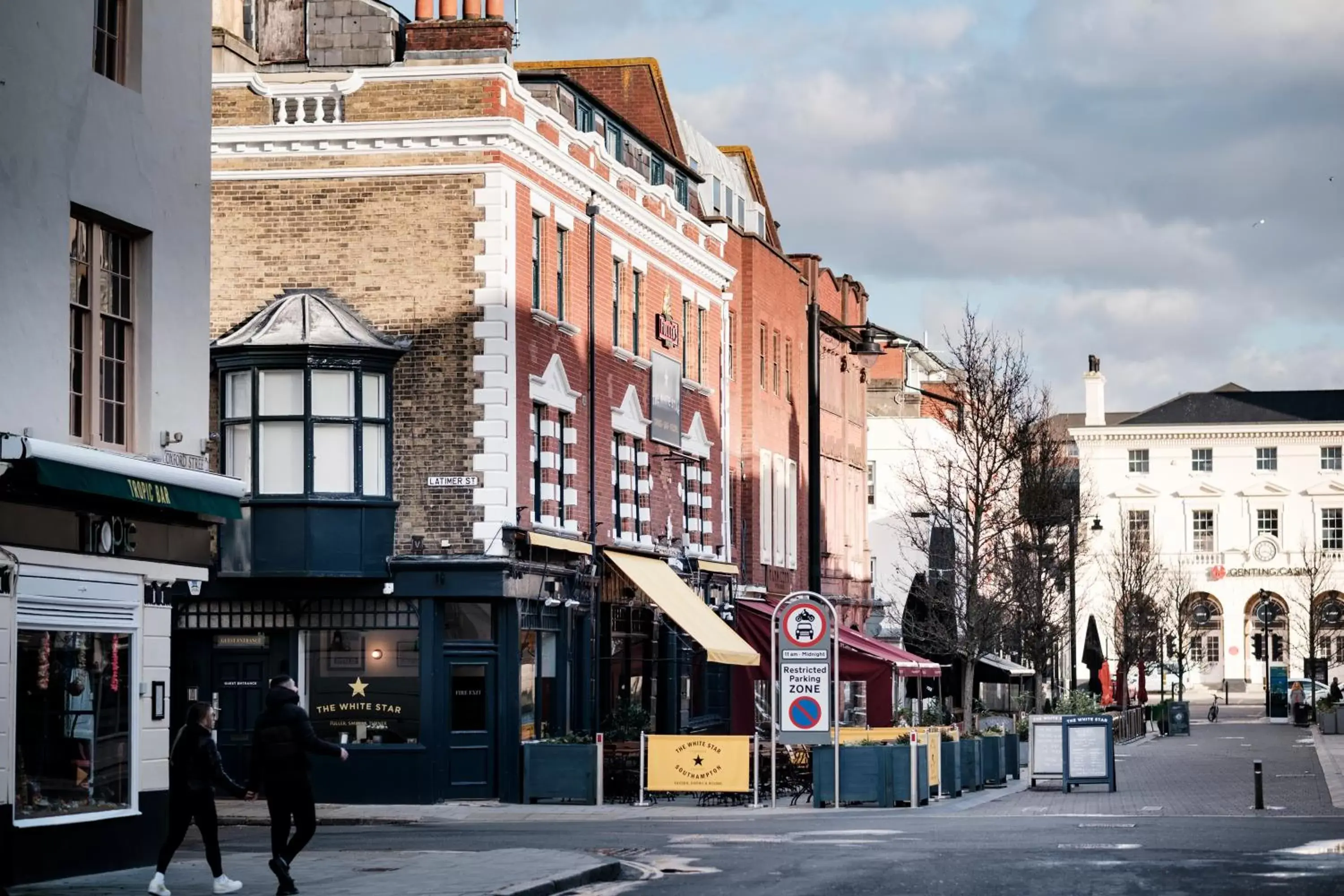 Neighborhood in The White Star Tavern