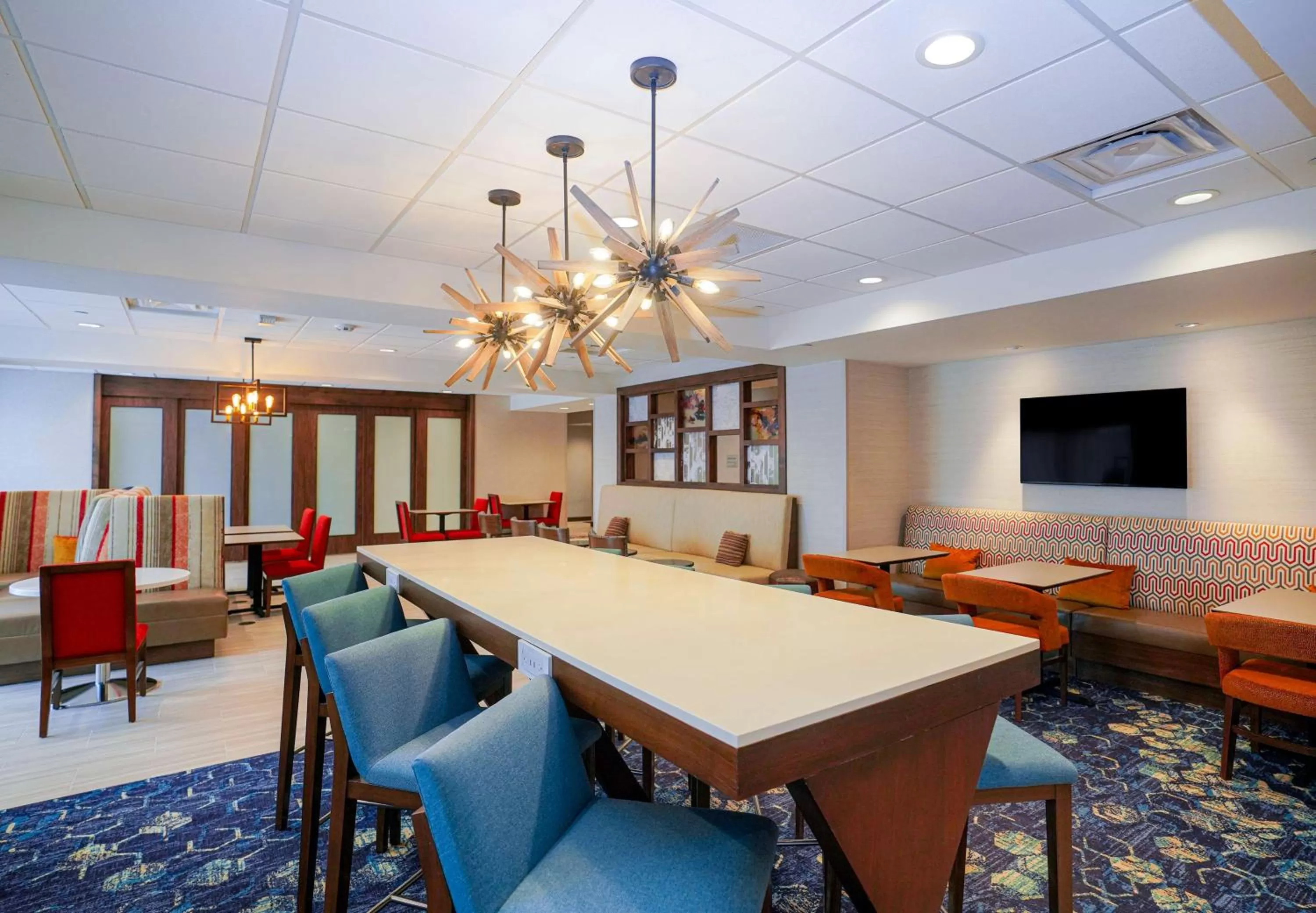 Lobby or reception in Hampton Inn Colorado Springs I-25 Central