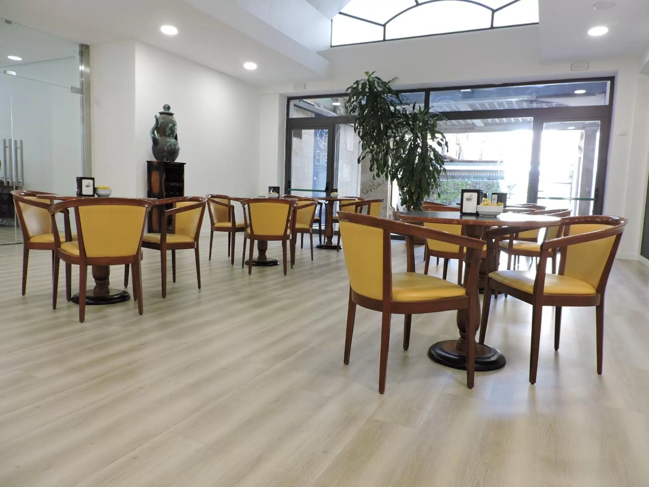 Patio in Hotel Elite Palermo Centro