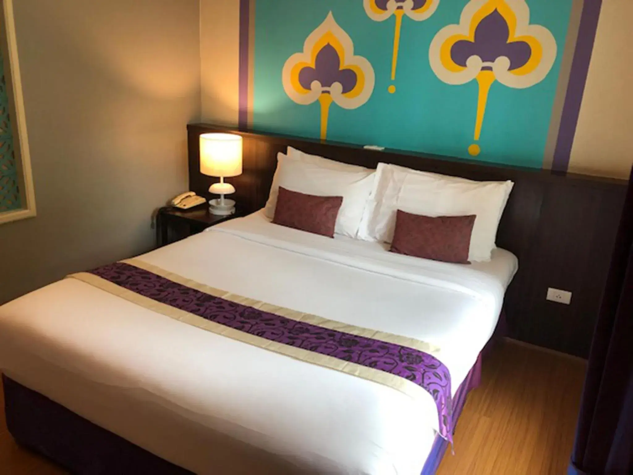 Bed in Sawasdee Hotel @ Sukhumvit Soi 8