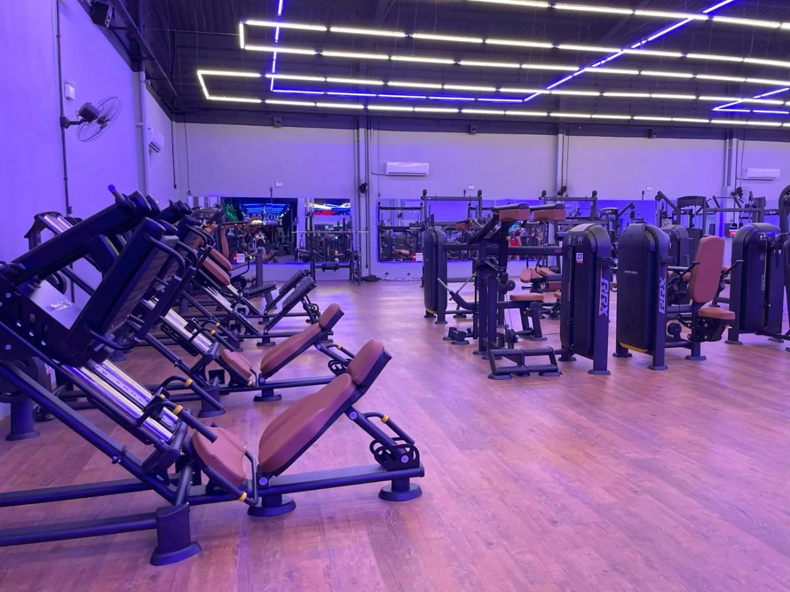 Fitness centre/facilities in Brisamar Suite Hotel