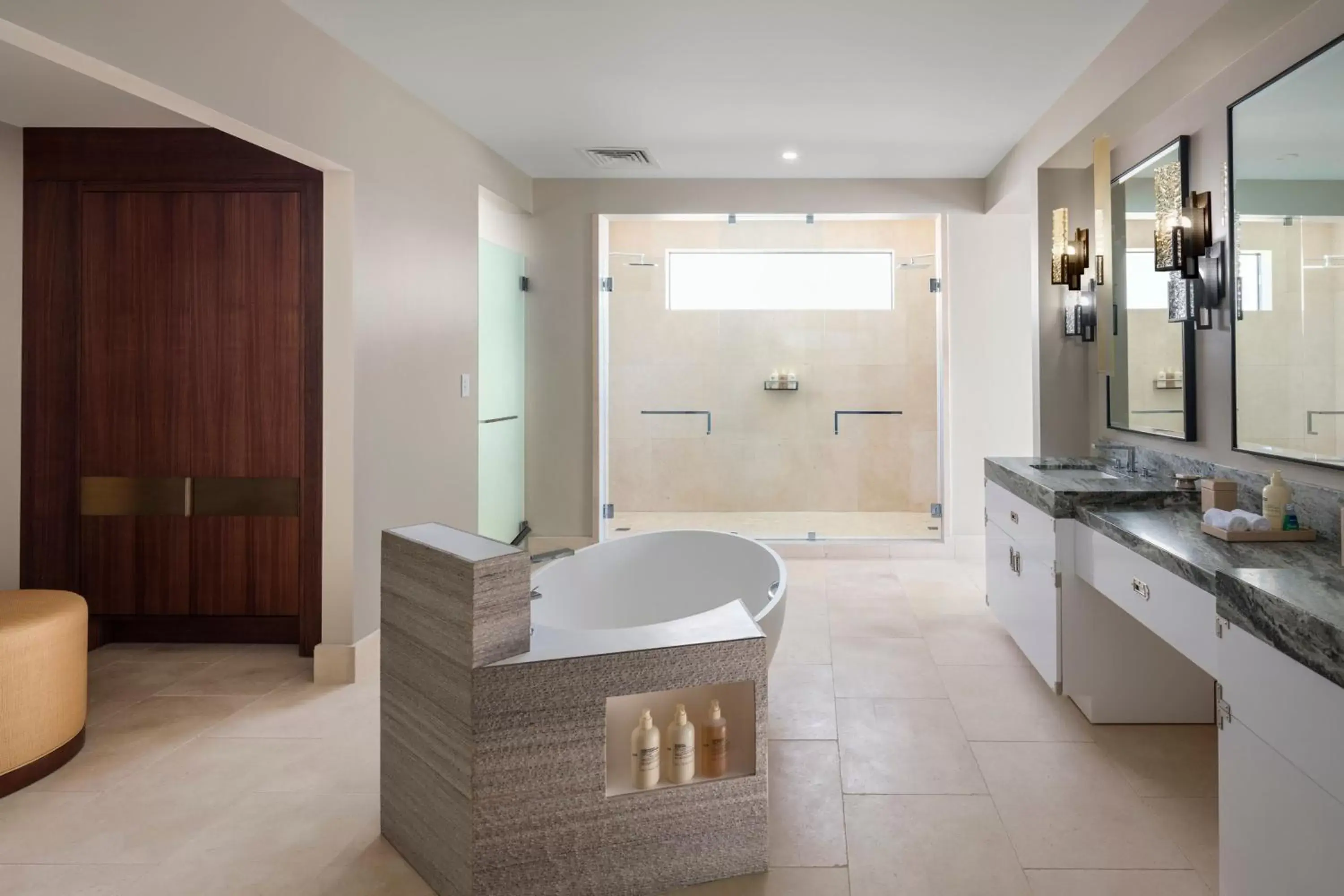 Bathroom in The St Regis Bermuda Resort