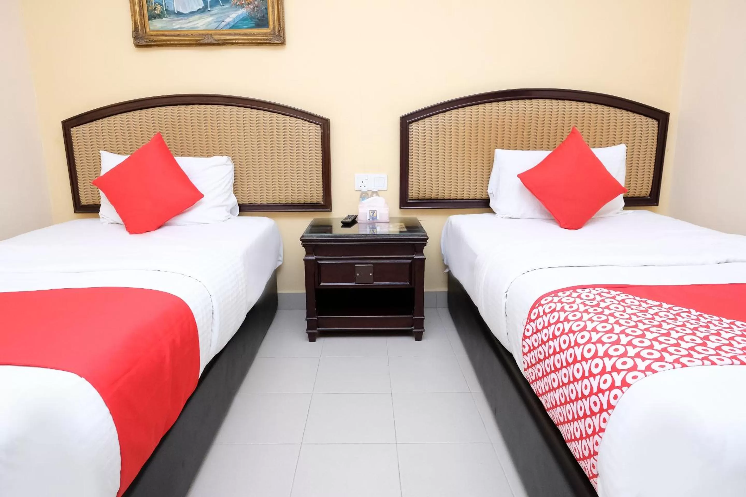 Bedroom in Super OYO 635 Seven Days Hotel