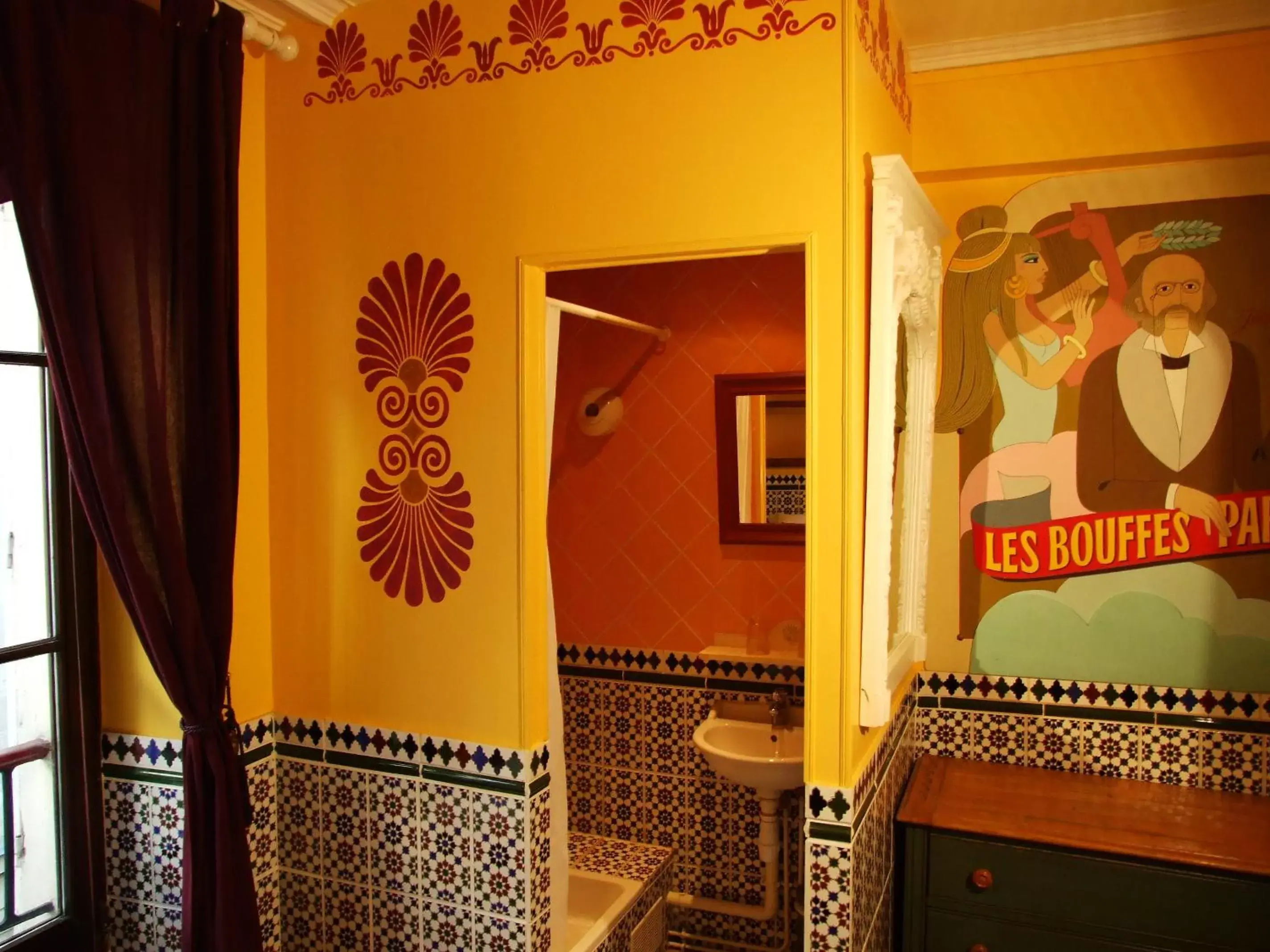 Bedroom, Bathroom in Hotel de Nesle